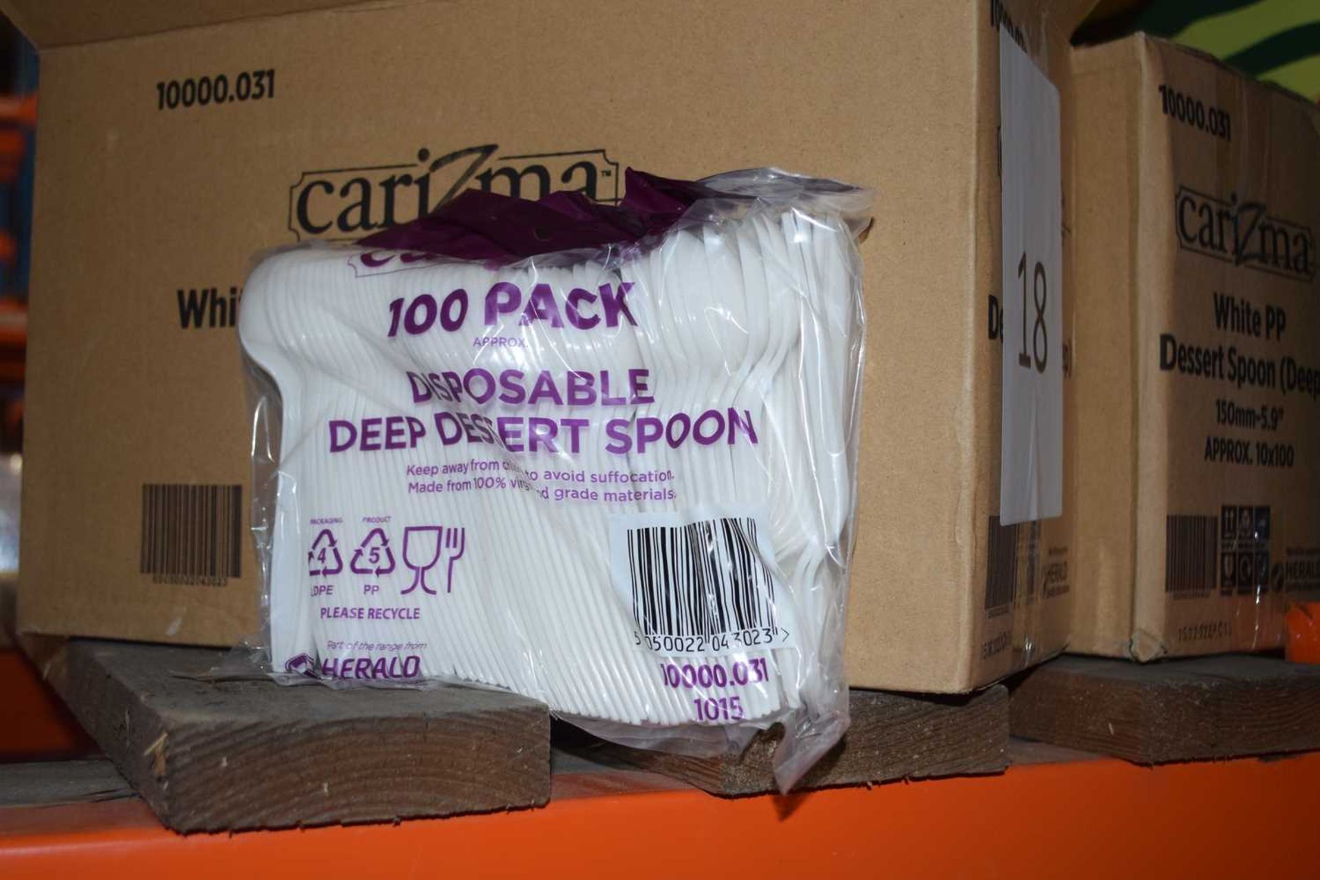 Two boxes of Carizma White PP Dessert Spoons (Deep), 150mm, approx 10,000 per box - Image 2 of 2
