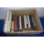 Mixed lot of fourteen history related books (396B)
