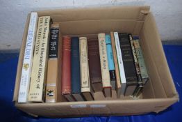 Mixed lot of fourteen history related books (396B)