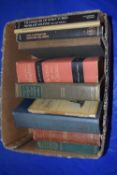 Mixed lot of nine science interest books (510B)