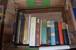 Mixed lot of fourteen history related books (399A)