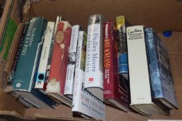 Mixed lot of twelve biographies and autobiographies (459B)