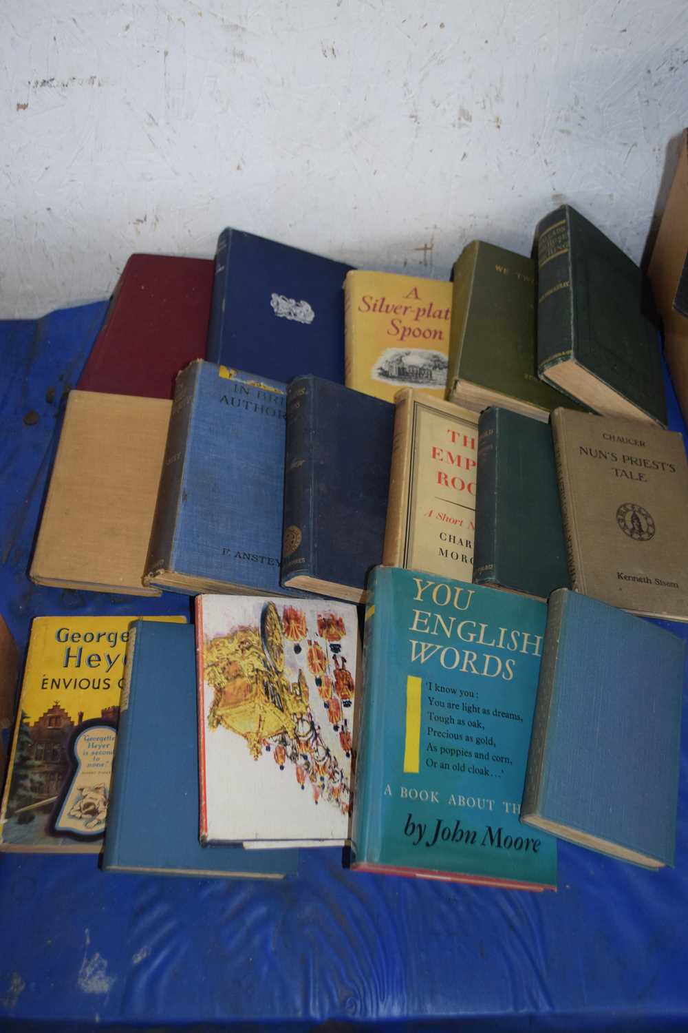 Mixed lot of sixteen literature books (516B) - Image 2 of 2