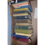 Mixed lot of sixteen literature books (516B)