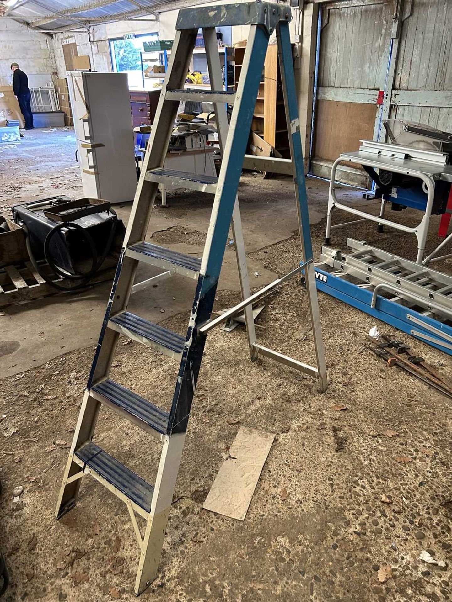 6 runng step ladder