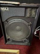 2x MAJ base speakers