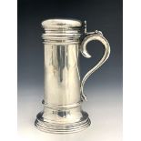 A Colonial Indian silver lidded tankard, Hamilton and Co., Calcutta circa 1900, of cylindrical