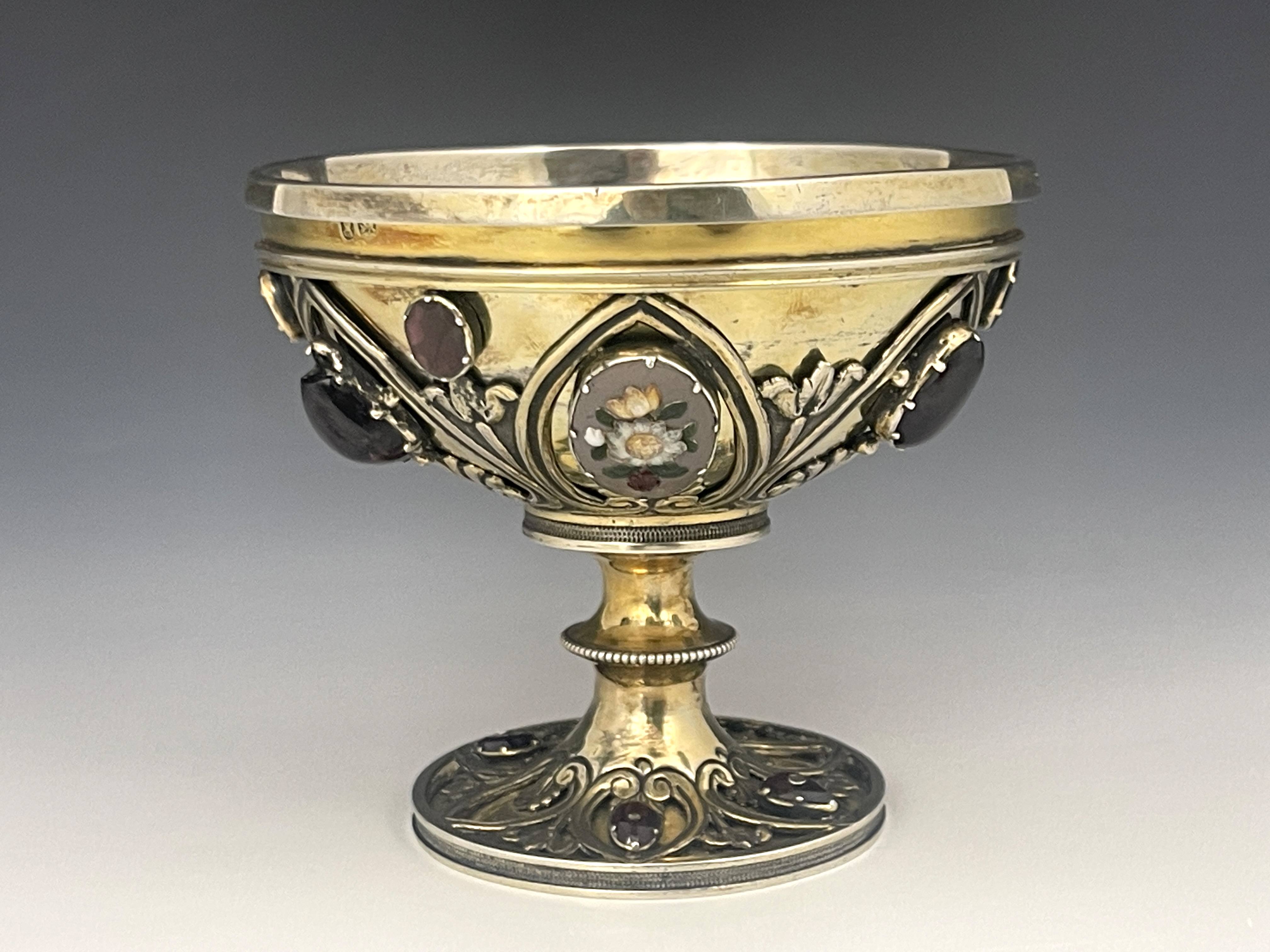 A George IV silver gilt and gem set pedestal bowl, circa 1825 - Bild 6 aus 6