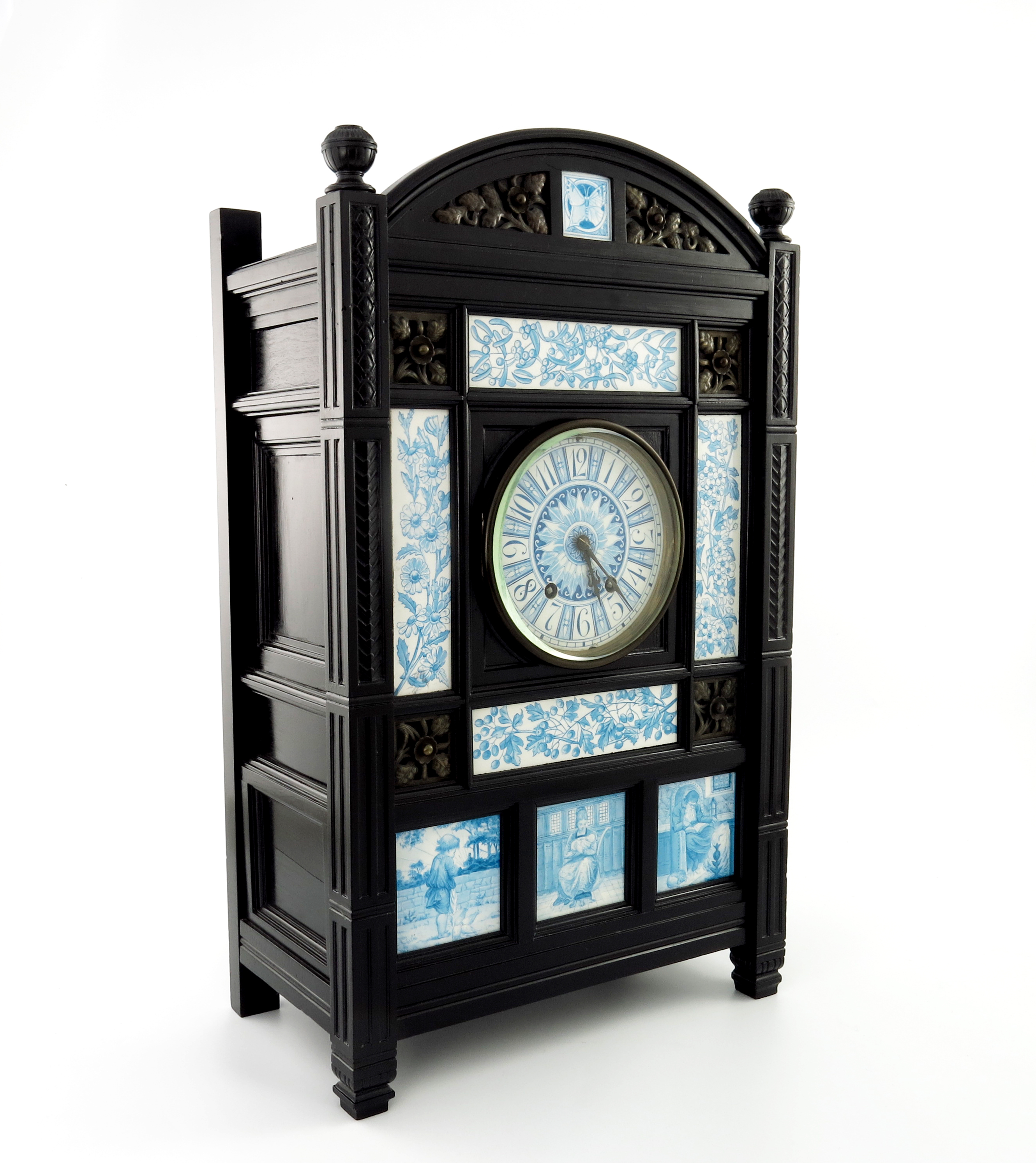 Lewis Foreman Day, an Aesthetic Movement ebonised bracket clock - Bild 2 aus 7