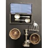 A collection of silver and EPNS, to include a cased pair of George VI jam spoons, Thomas