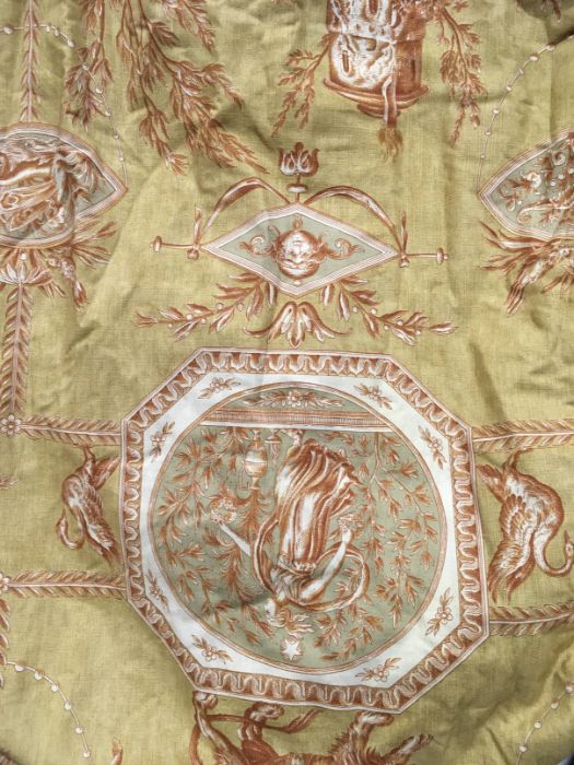 A pair of chintz glazed cotton professionally made curtains, printed in autumnal hues with gulag - Image 2 of 4