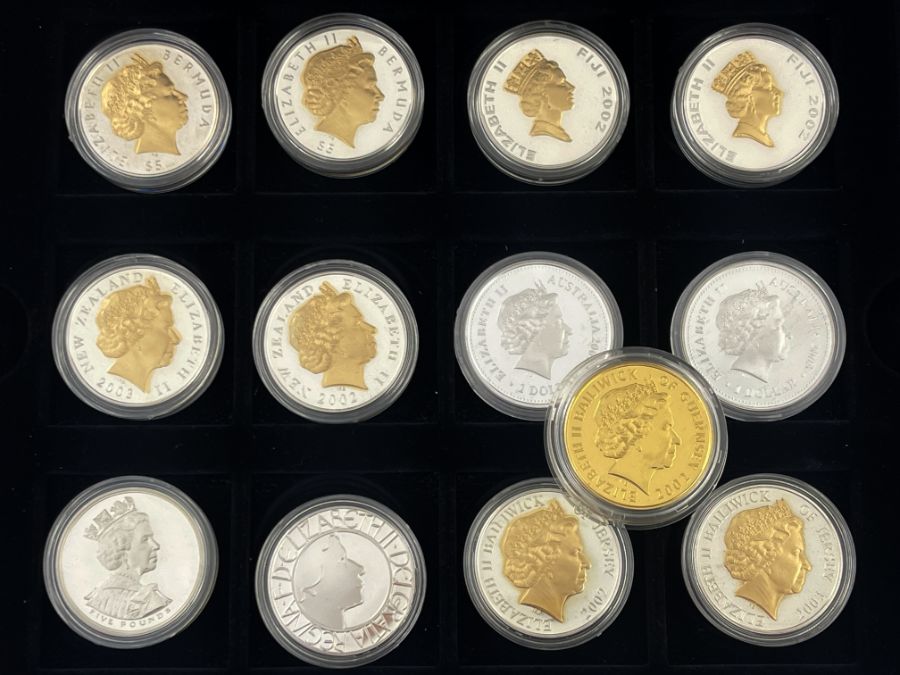 Elizabeth II, The Queen's Golden Jubilee Silver Proof Collection 2002, to include twenty-five Five - Image 3 of 3