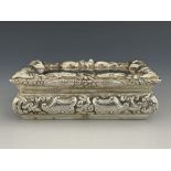 A Victorian silver snuff box, Nathaniel Mills, Birmingham 1850, rectangular form, central