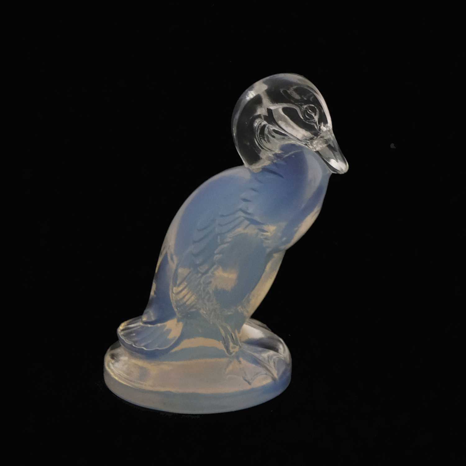Rene Lalique, a Canard opalescent glass seal, model 219, designed circa 1925, polished, incised mark