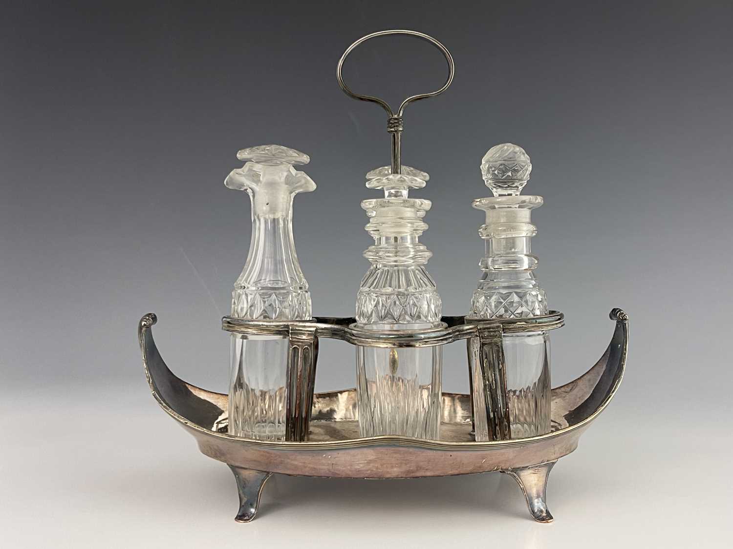 A George III Old Sheffield Plate and cut glass four bottle cruet stand - Image 6 of 6