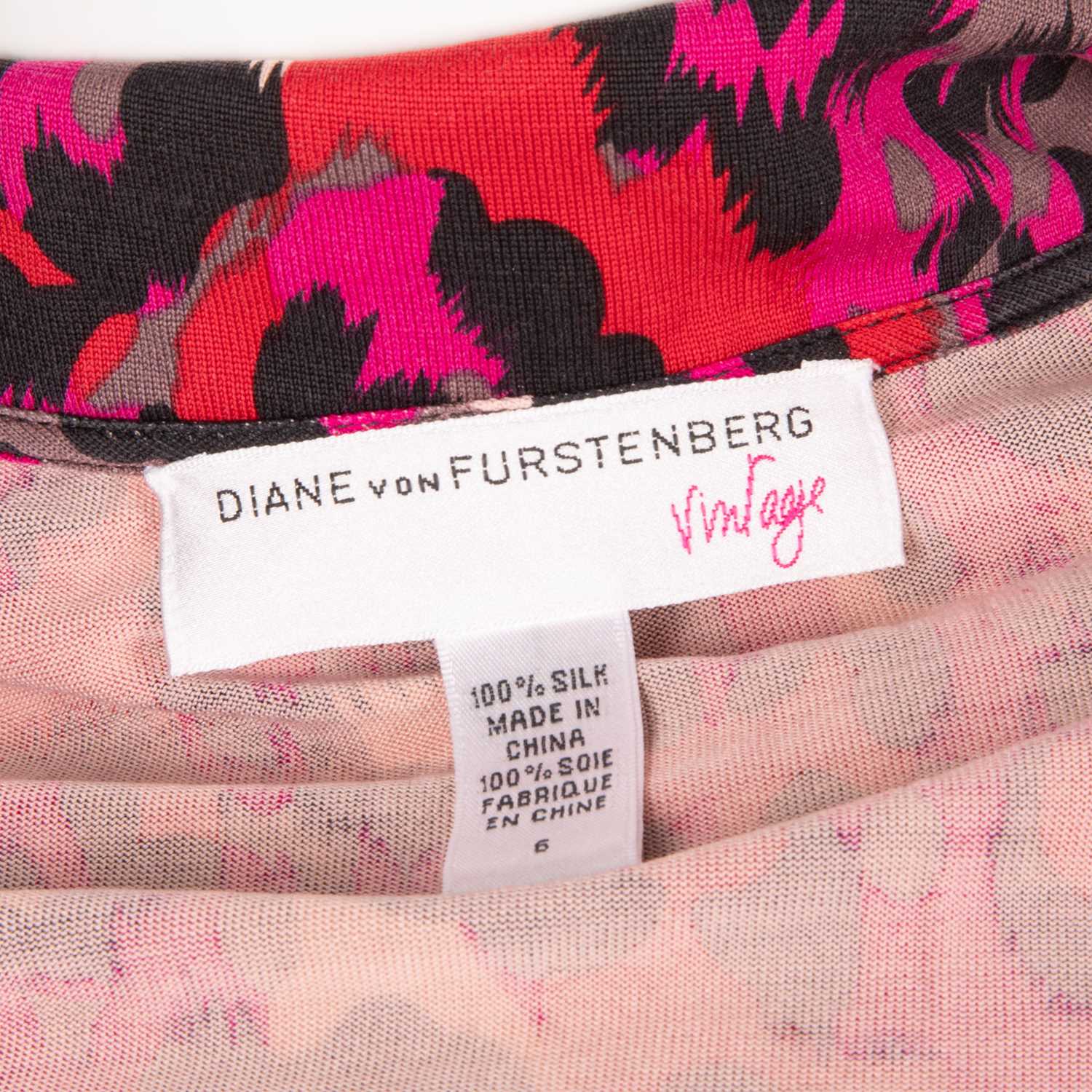 Diane Von Furstenberg, a selection of ladies clothing, to include a brown and green patterned - Image 12 of 12