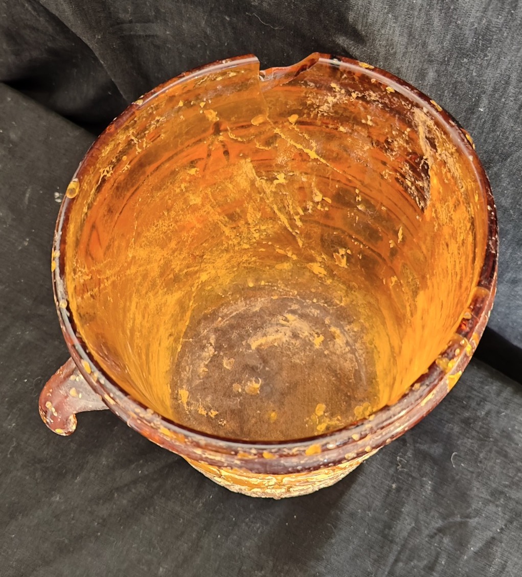 A large amber glass bucket, possibly ancient, H.25cm - Image 2 of 5