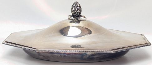 A silver plated tureen, octagonal with pineapple finial, by Wilson & Sharp Ltd, Edinburgh, L.31cm