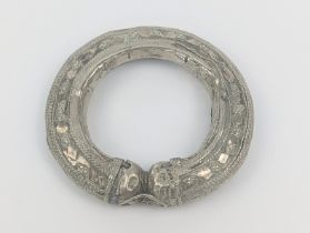 A 19th century Yemeni Islamic silver bracelet, D.11cm