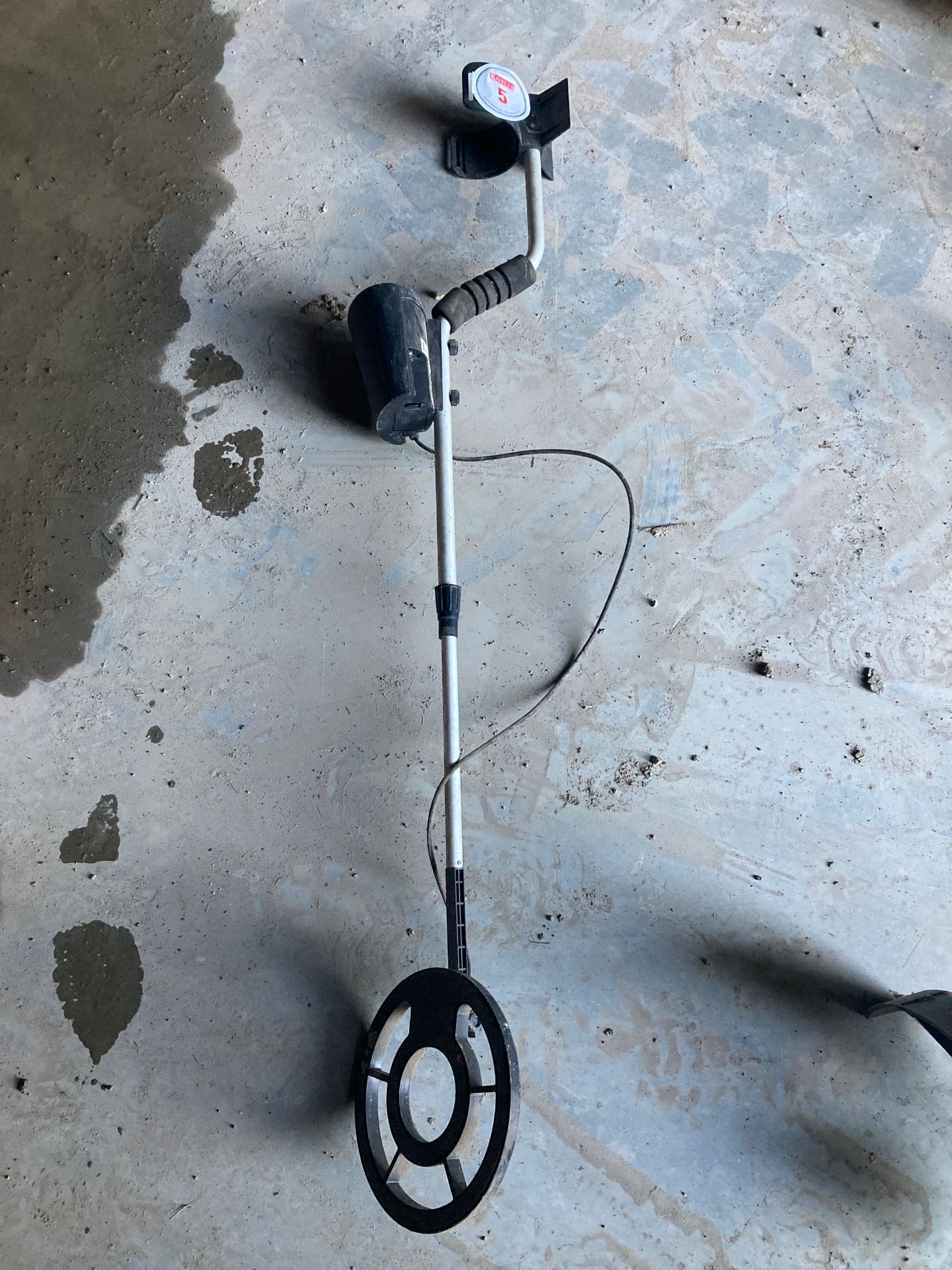 METAL DETECTOR - Image 2 of 3