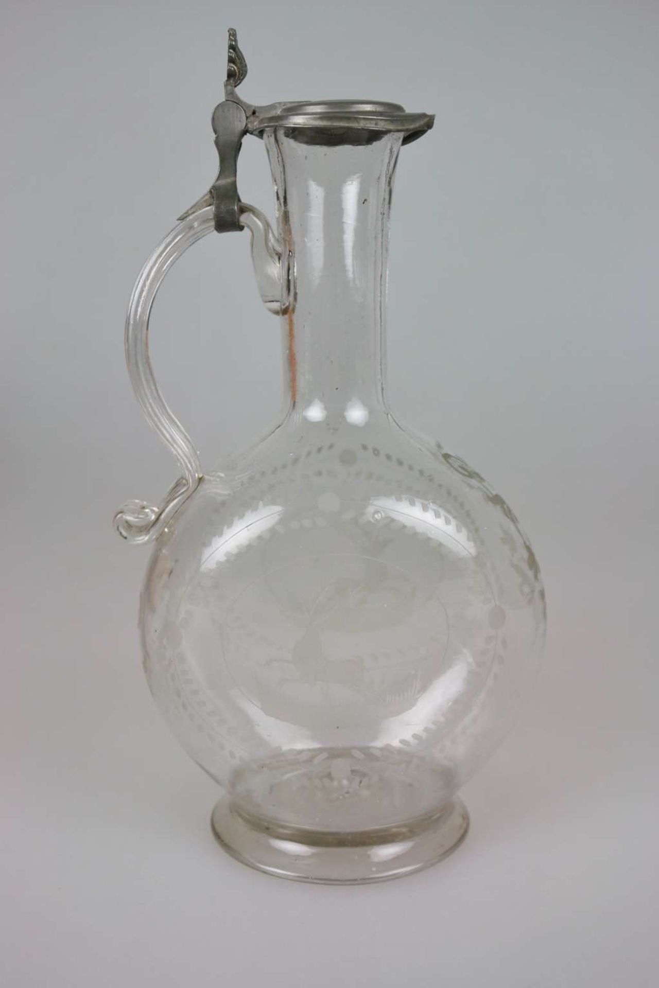 Weinkaraffe aus mundgeblasenem Glas, um 1800 - Image 3 of 3