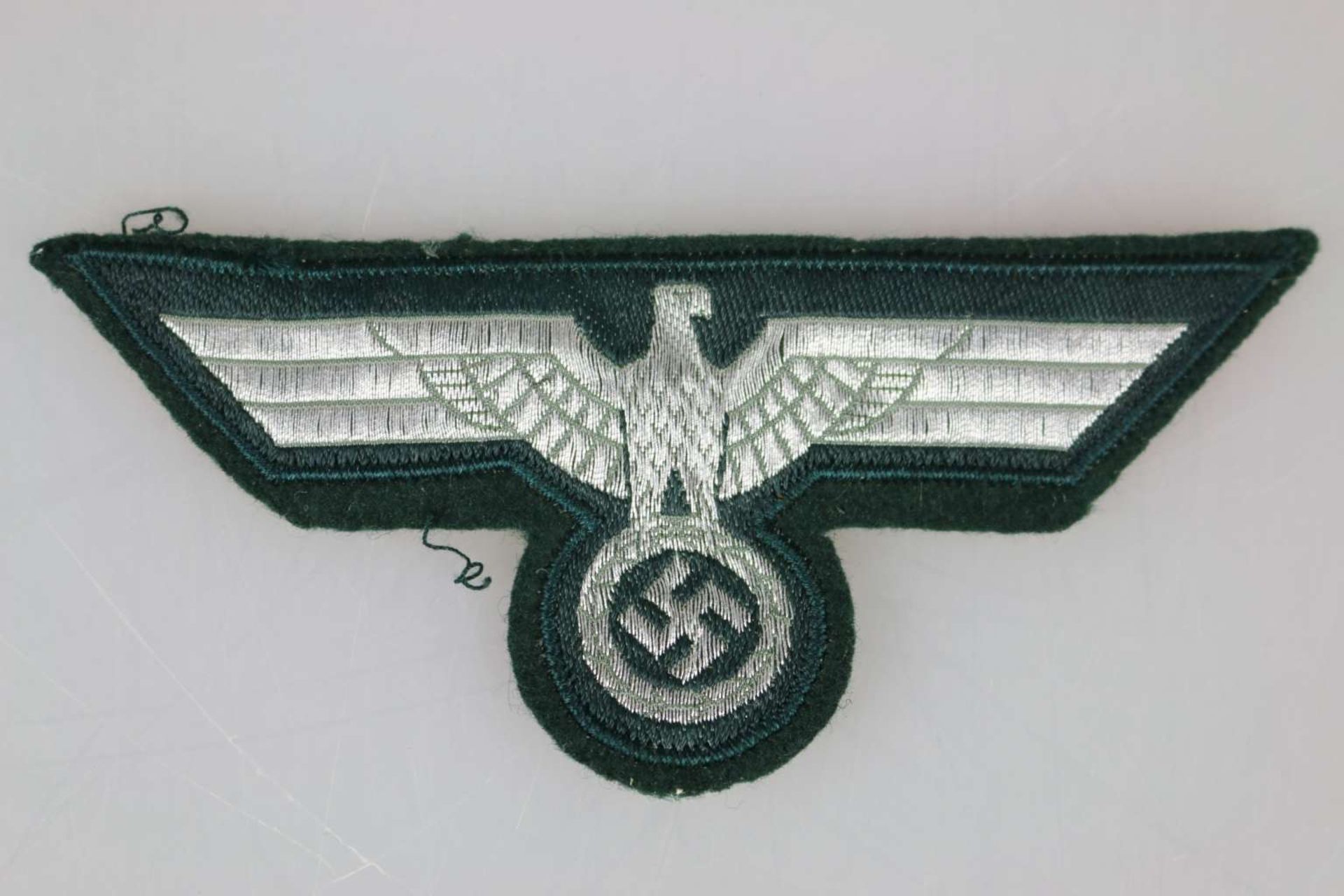 Wehrmacht, Heer, Brustadler für die Uniform - Bild 2 aus 3