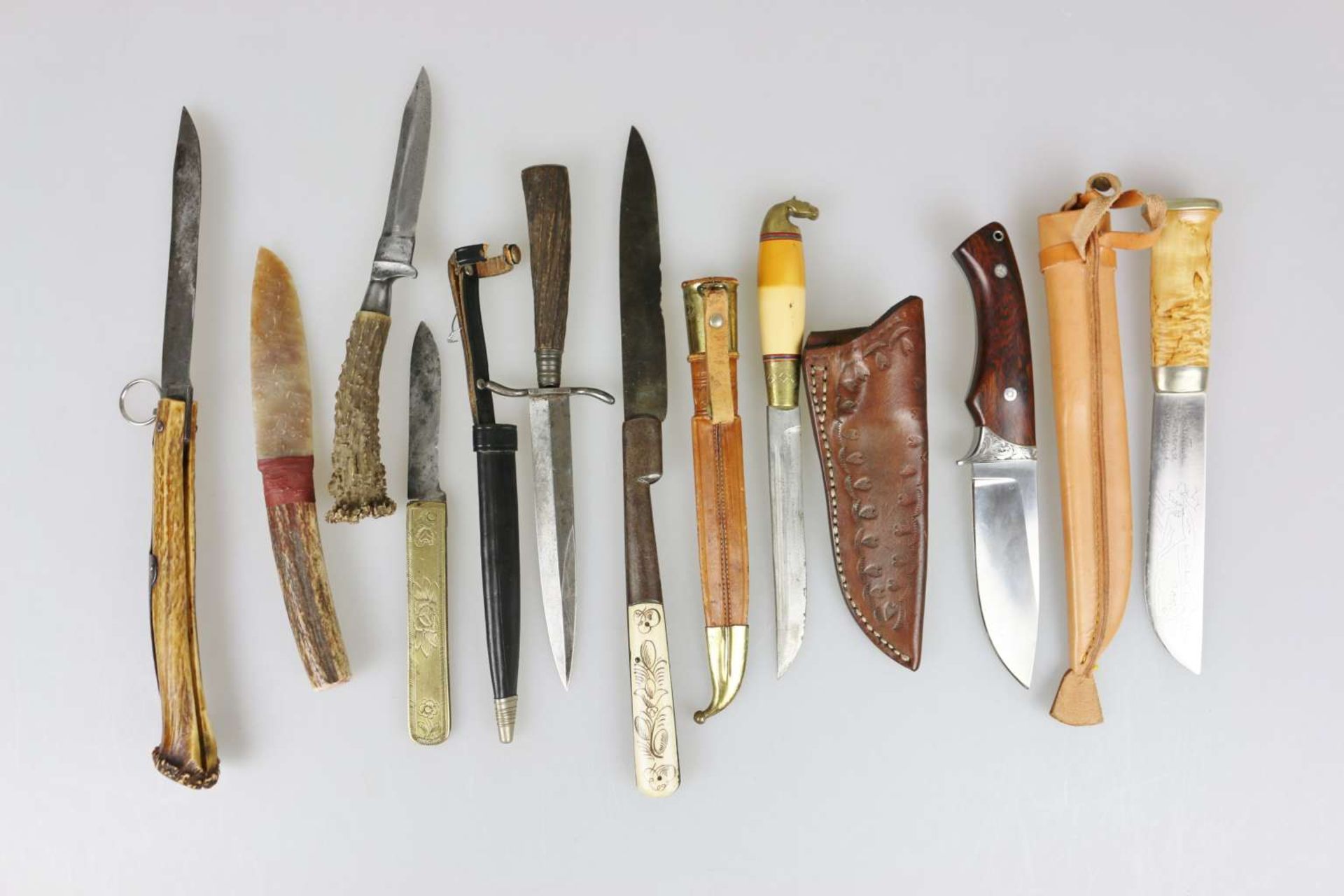Konvolut von 9 jagdlichen Messern - Bild 2 aus 2