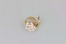 14K Brosche mit Perlen