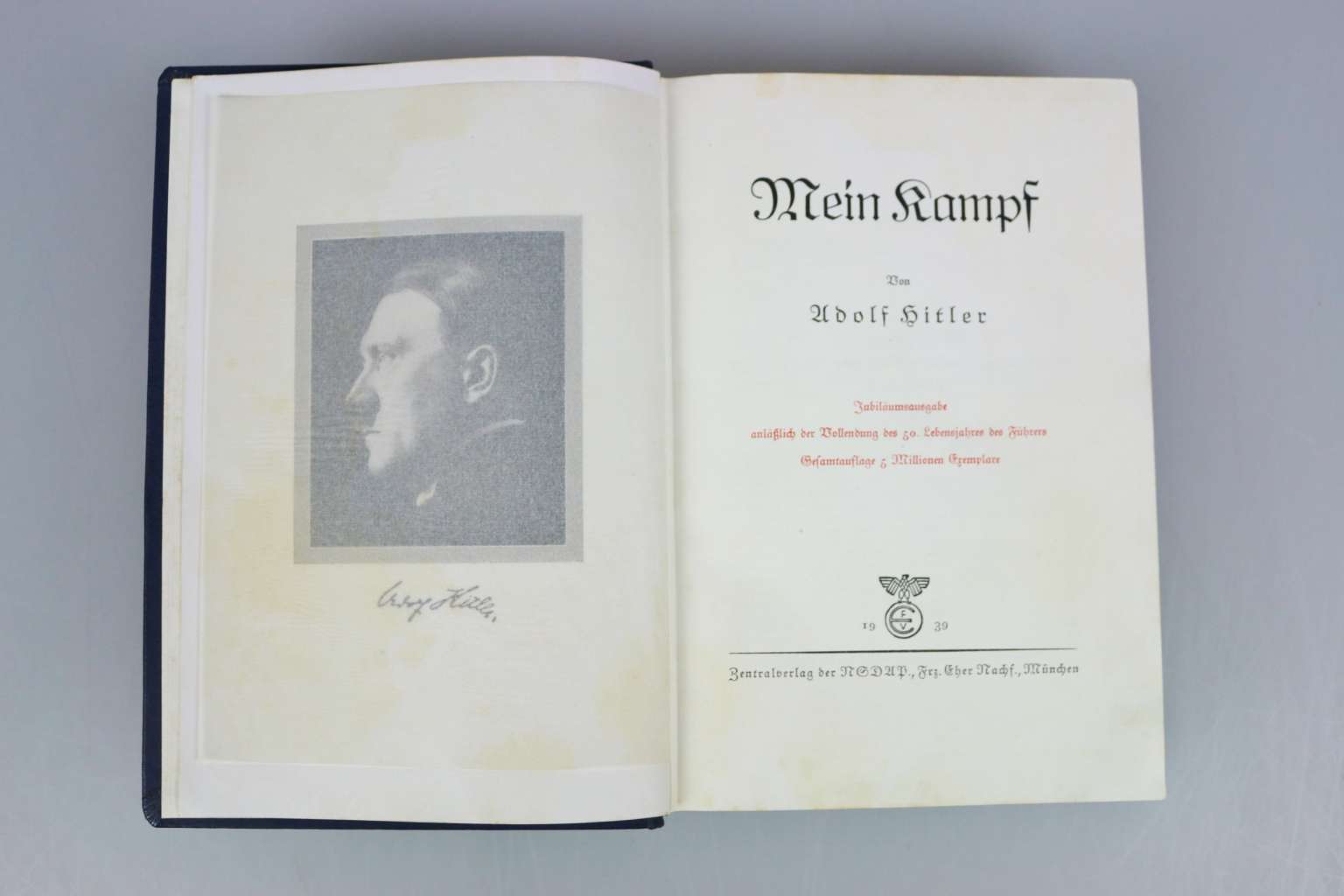 Mein Kampf, Jubileumsausgabe 1939 - Image 4 of 4