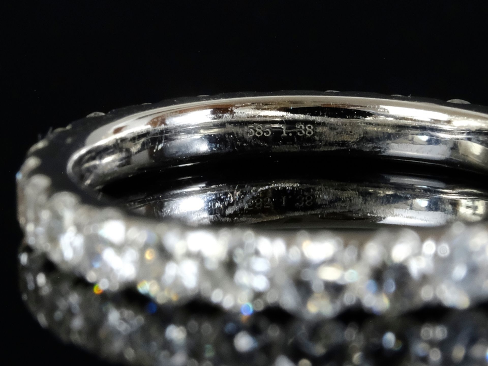 PLEASANT BRILLIANT MEMORY RING, set all around with 26 brilliant-cut diamonds, total around 1.38ct, - Image 3 of 3