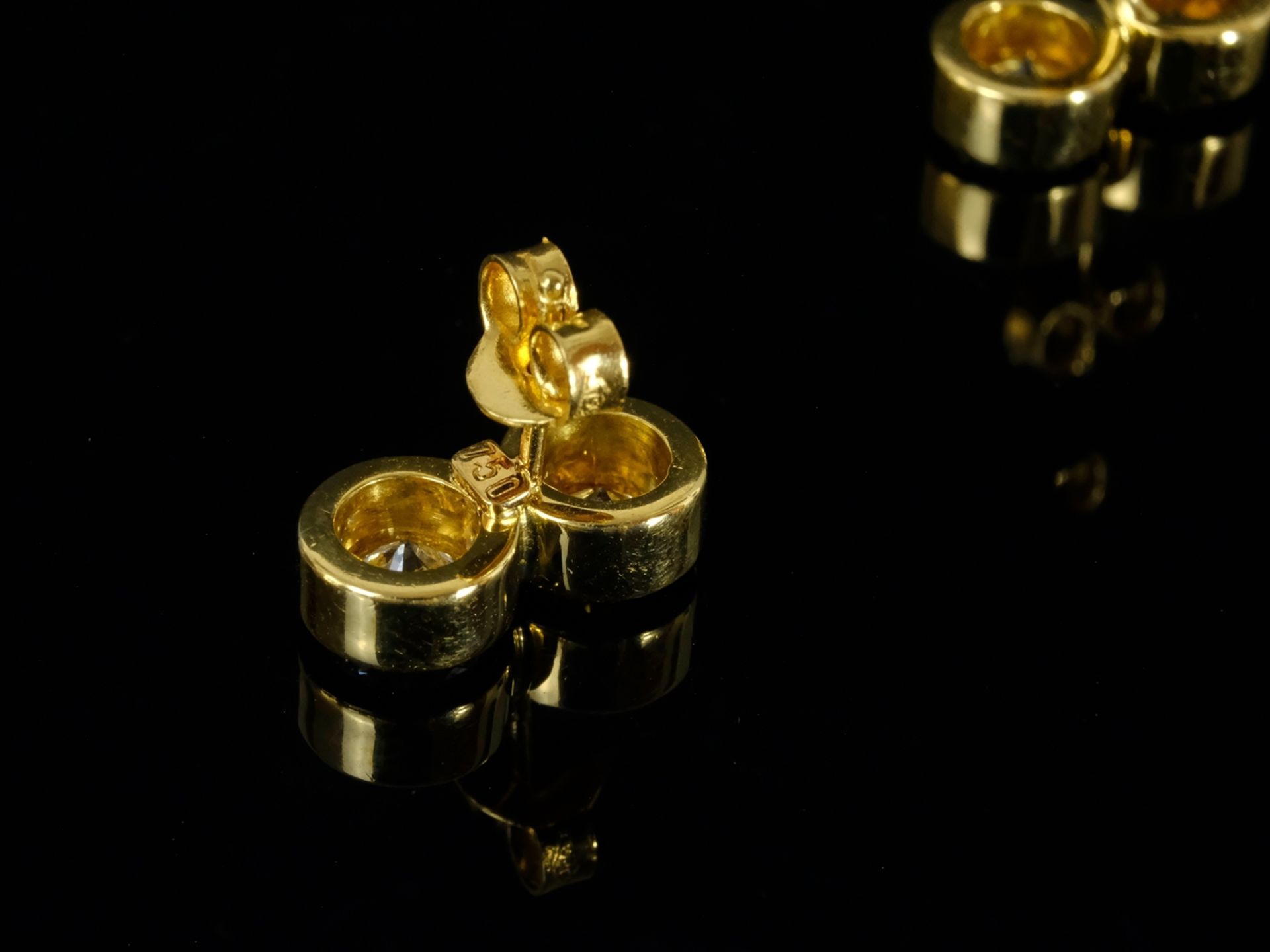 PAIR OF BRILLIANT DOUBLE EAR PLUGS, each with two linked set diamonds, total around 2ct, w/vs, 750 - Image 3 of 3