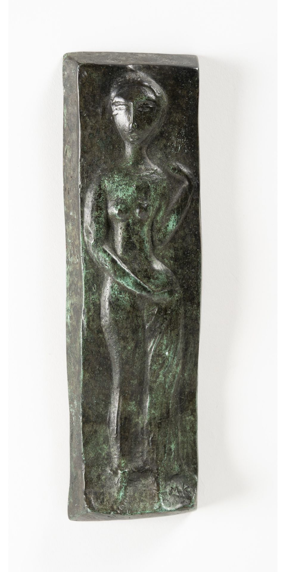 Moissej Kogan (1879 Orgjejeff/Bessarabien - Auschwitz 1943), Girl with a cloth around her hipsBronze - Image 2 of 4