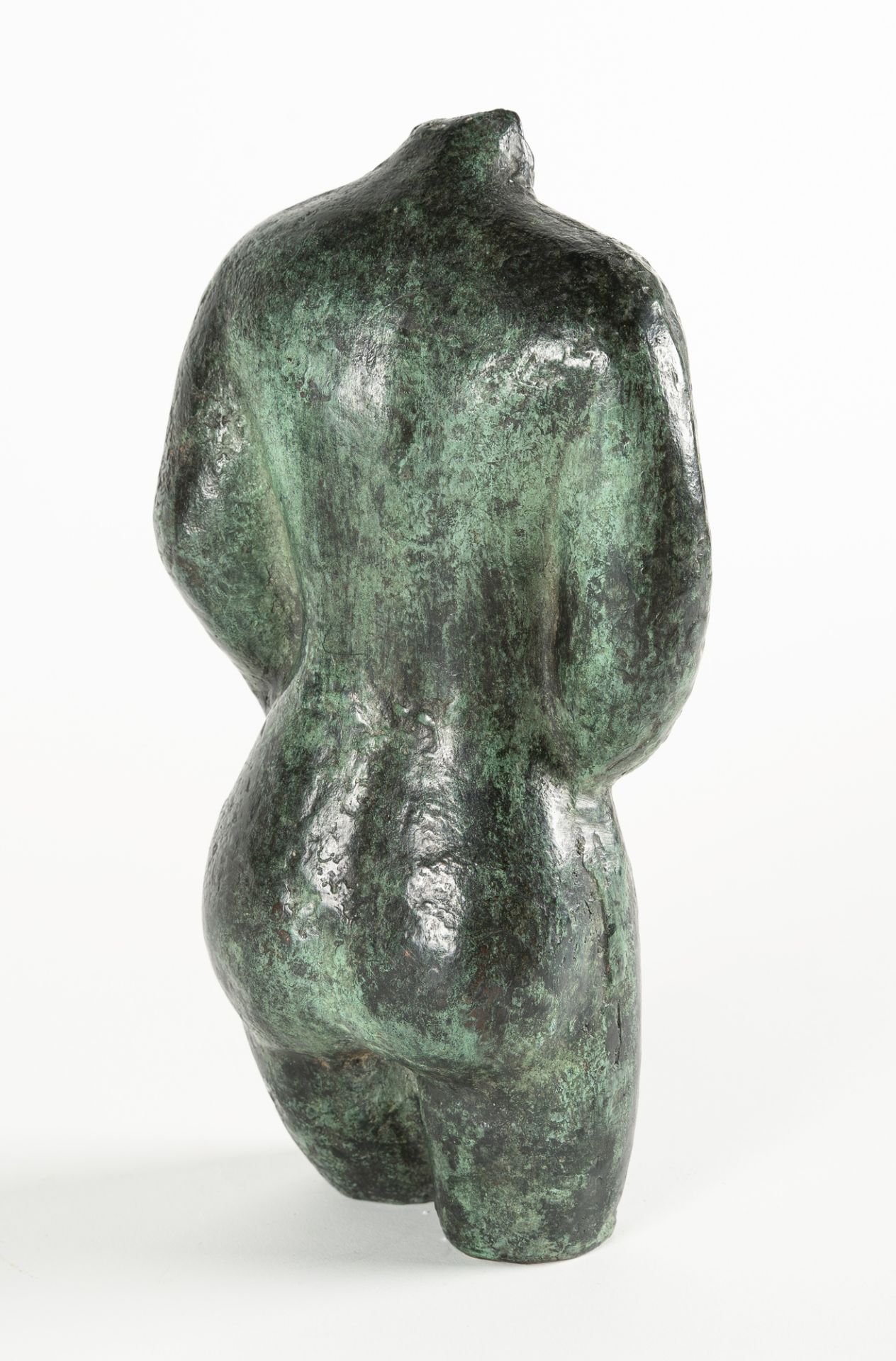 Moissej Kogan (1879 Orgjejeff/Bessarabien - Auschwitz 1943), Female torso with hands folded in front - Image 3 of 4