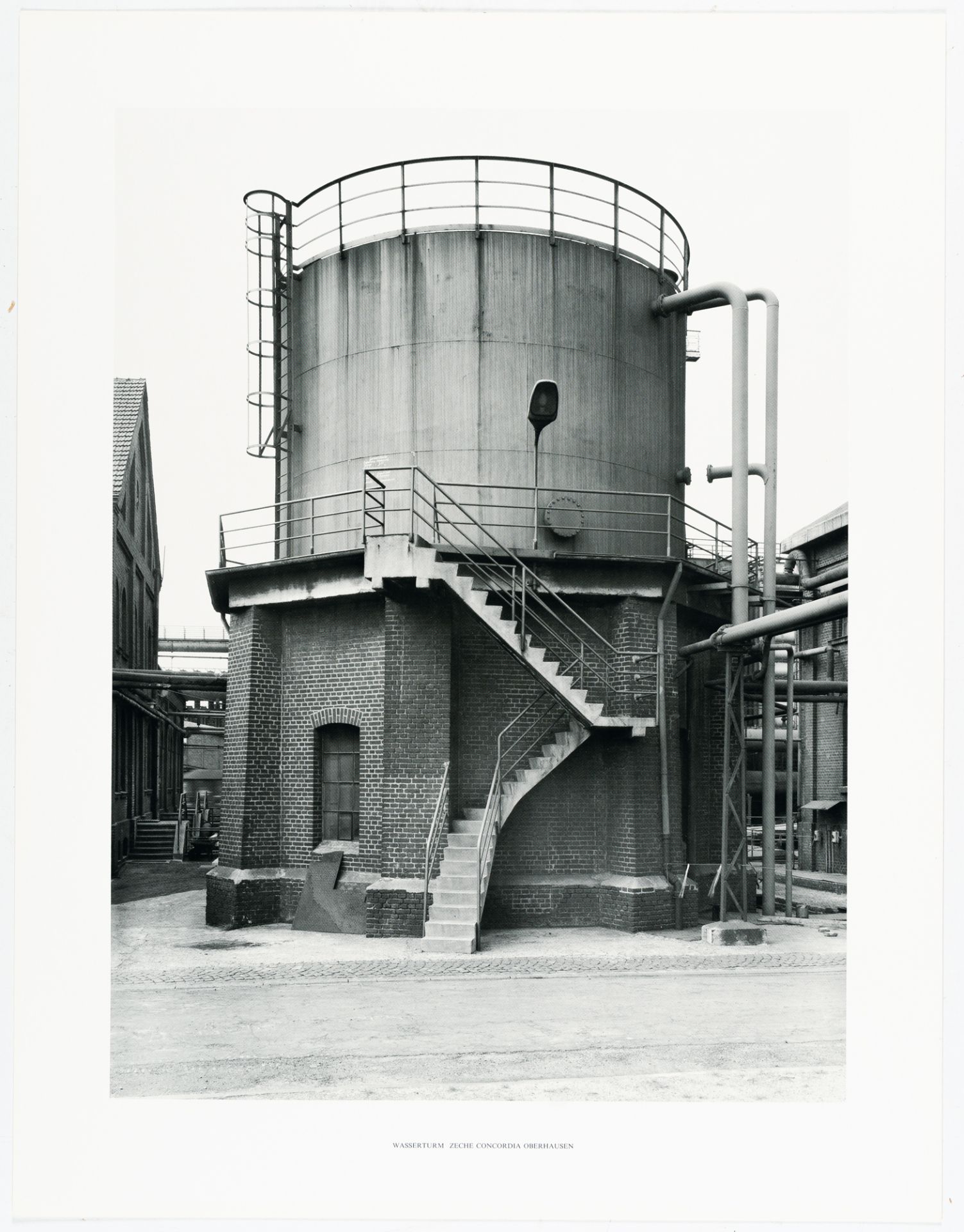 Bernd und Hilla Becher, Six water towers.Series of 6 offset lithographs on smooth paper. Published - Image 2 of 6