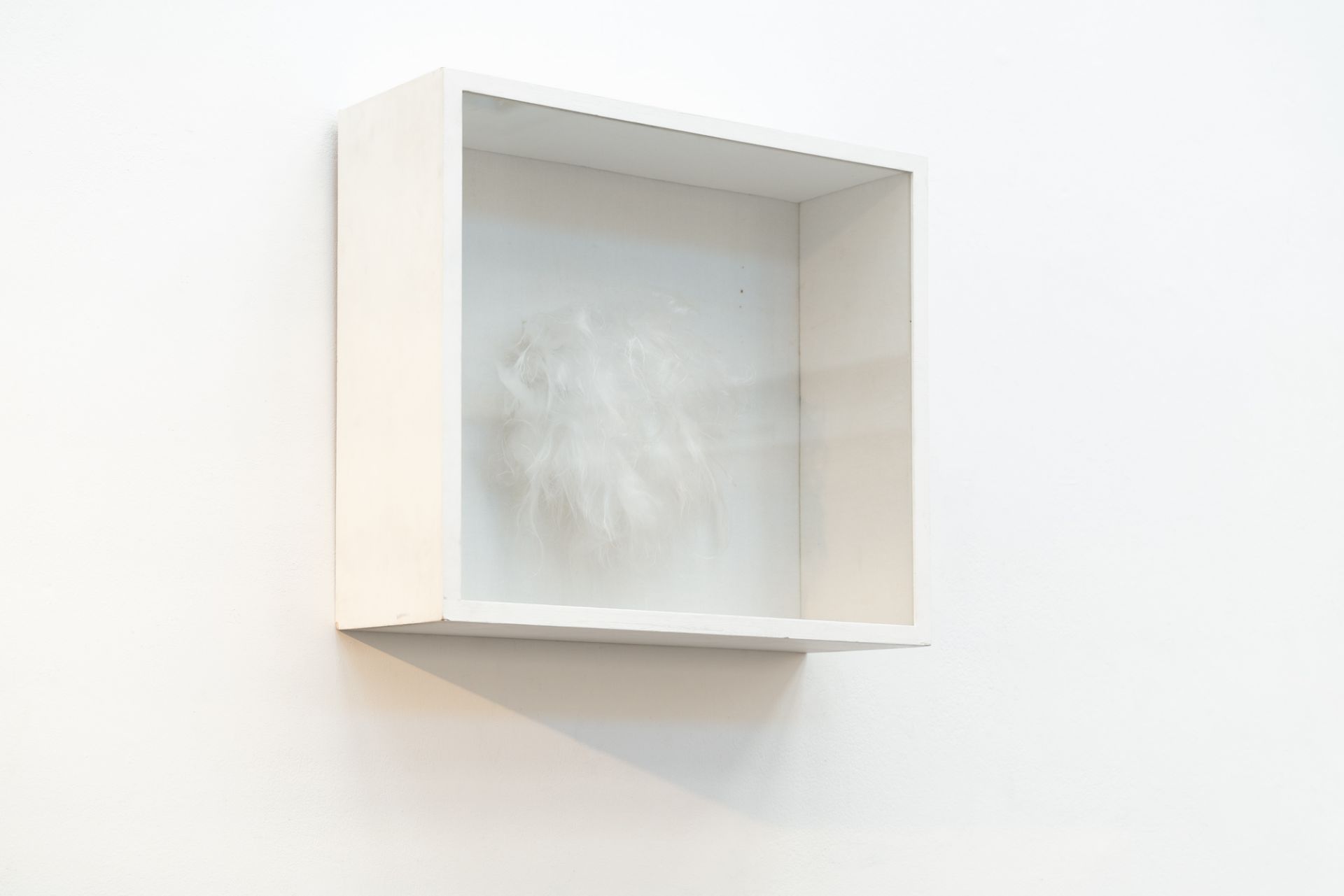 Piero Manzoni, Achrome.Fibreglass, wood, textile and sticky tape in the original box frame. (19)60/