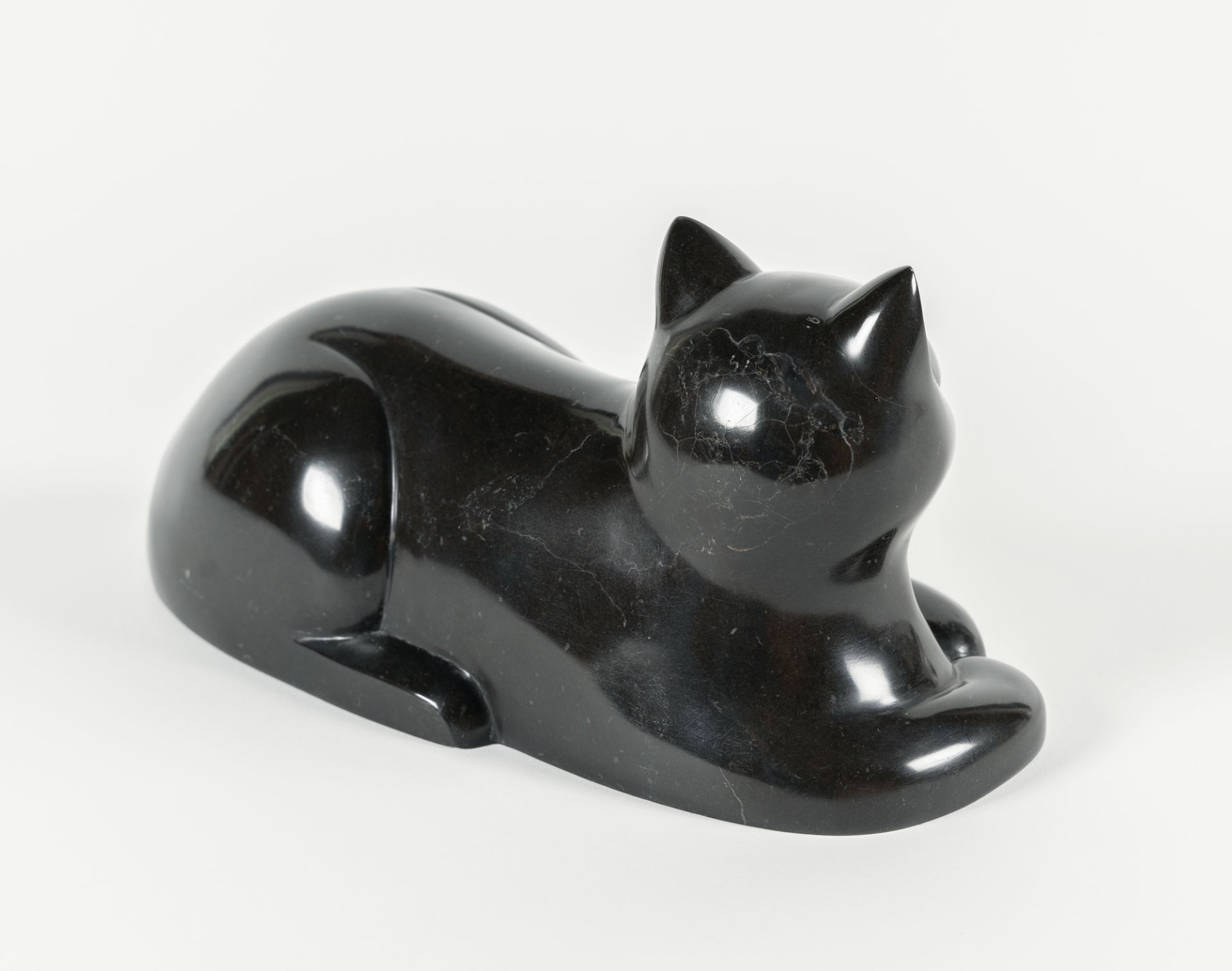 François-Xavier Lalanne, Le chat.Black and yellow marble. (Around 1990). Ca. 15 x 31 x 16 cm. A - Image 4 of 6