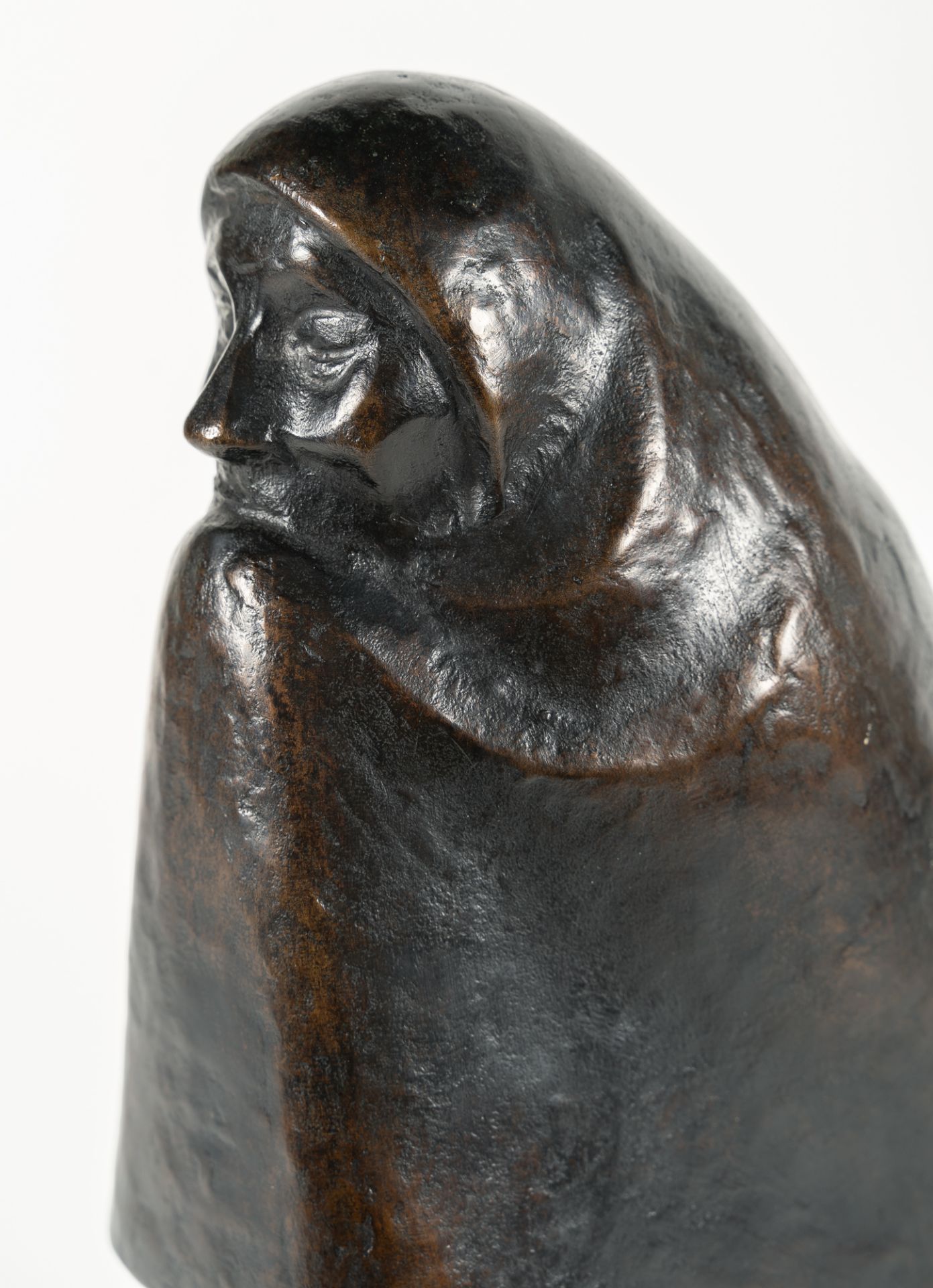 Ernst Barlach, Woman crying.Bronze with dark brown patina. (1923). Height ca. 43 cm (base ca. 11 x - Image 5 of 6