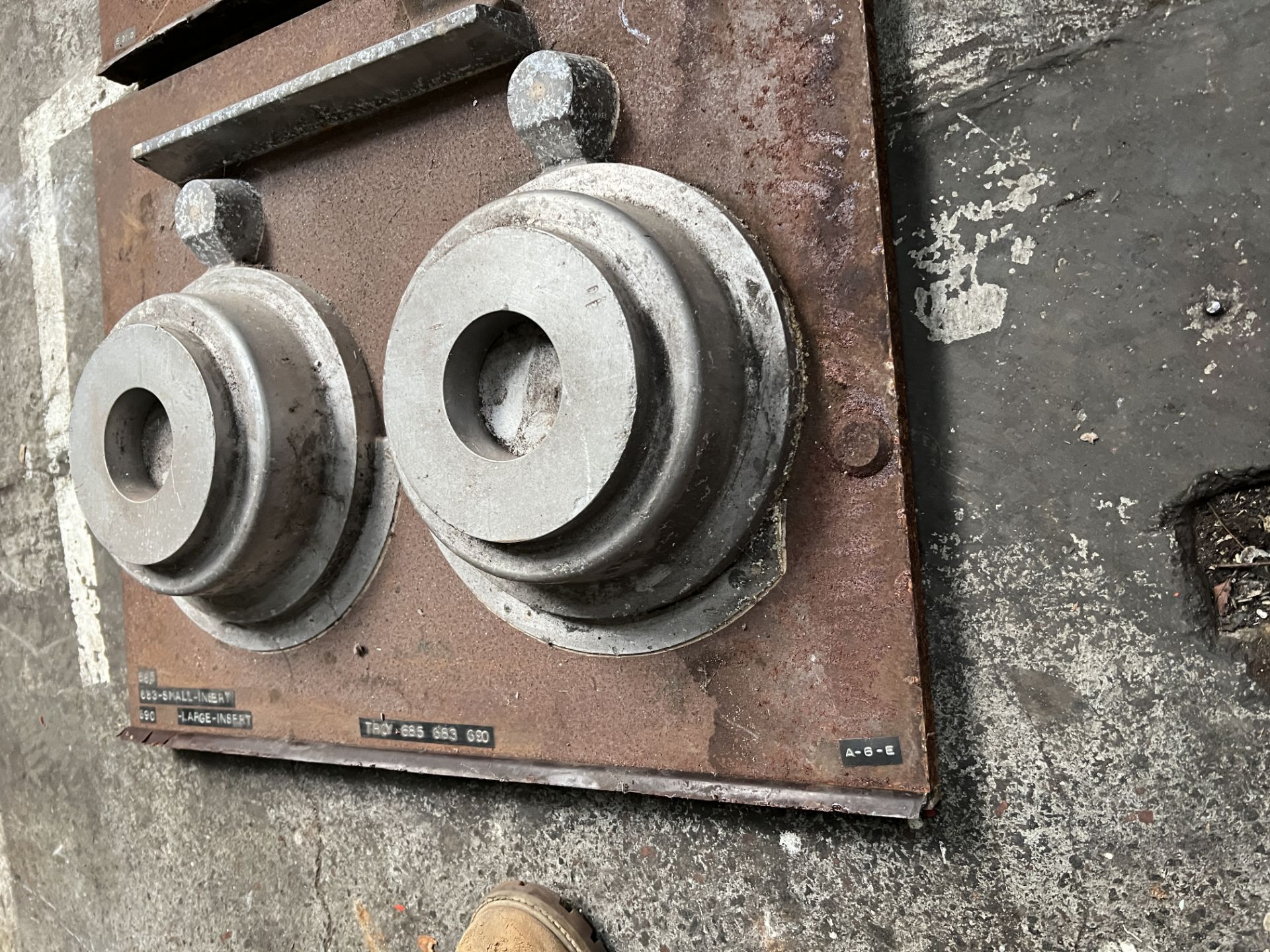 3: Various Single Sides of Brake Disc and Drum Casting Patterns. Bottom Mould is for Austin, - Image 3 of 15
