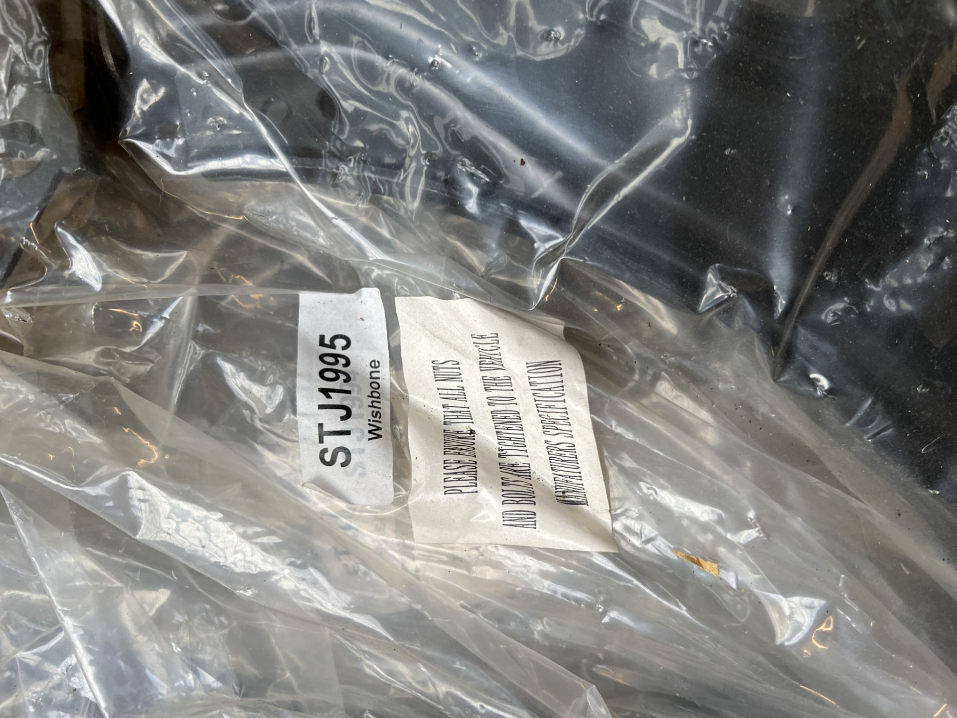 One Crate of approx 91 FCA5582 L/H Suspension Arms for BMW 5 Series - circa £40 online value - Image 2 of 3