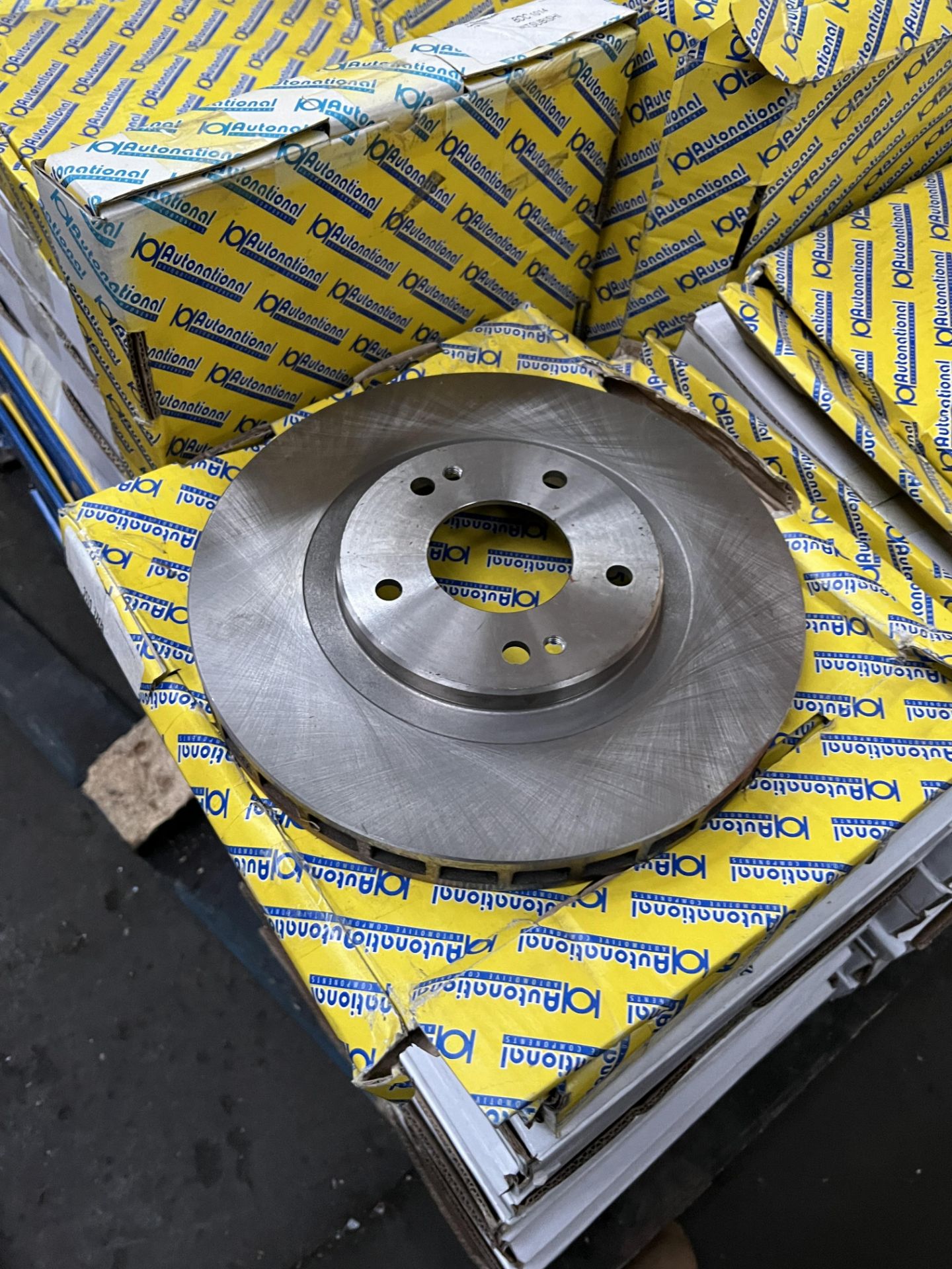 approx 70: Boxed and Sealed Autonational Vented Front Brake Discs for Mitsubishi 3000GT 3.0 Twin - Image 18 of 19