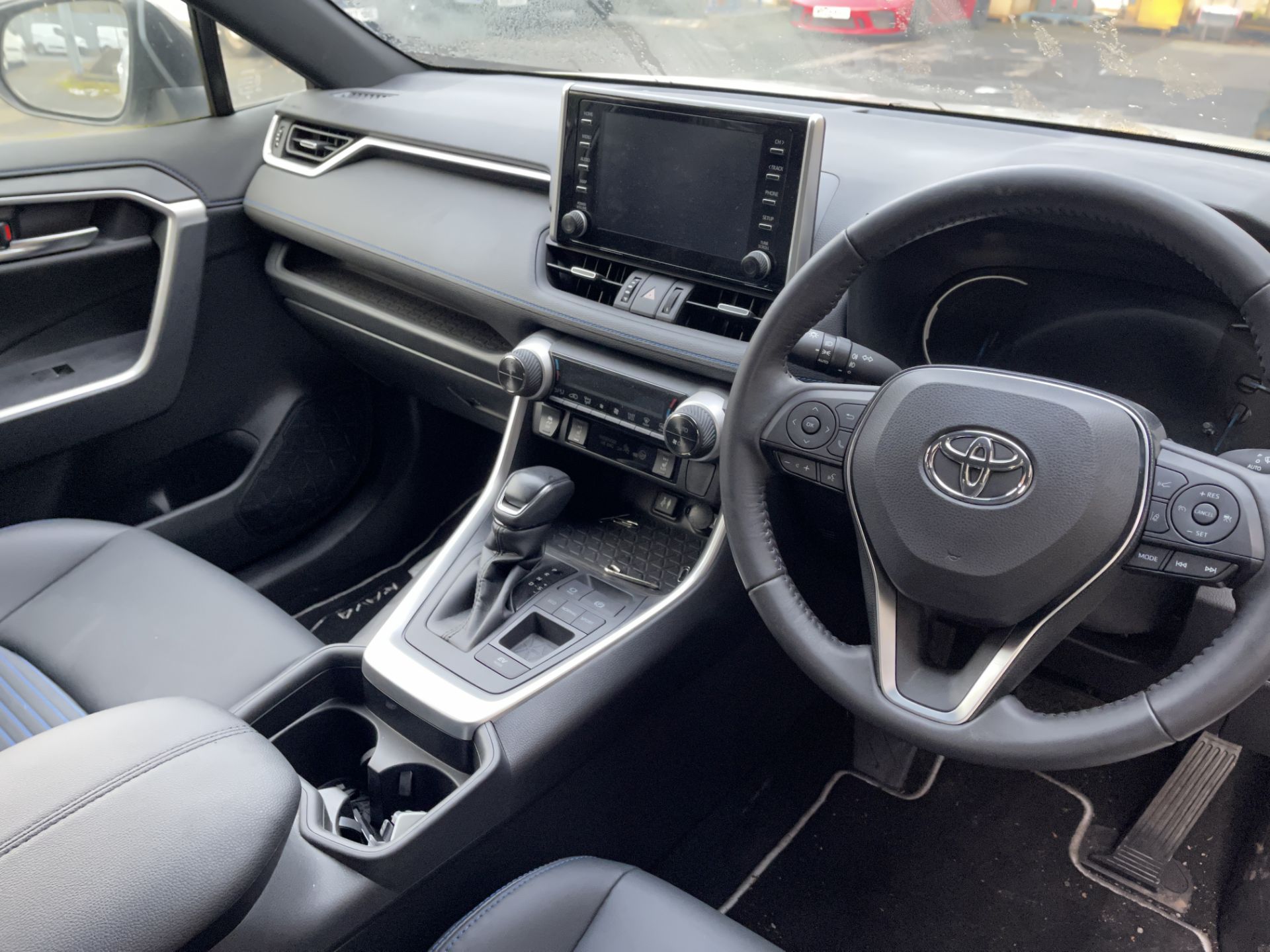 2019 - Toyota RAV 4 Dynamic HEV 4 x 2 CVT 2,487cc Petrol Hybrid Electric SUV, - Image 23 of 46