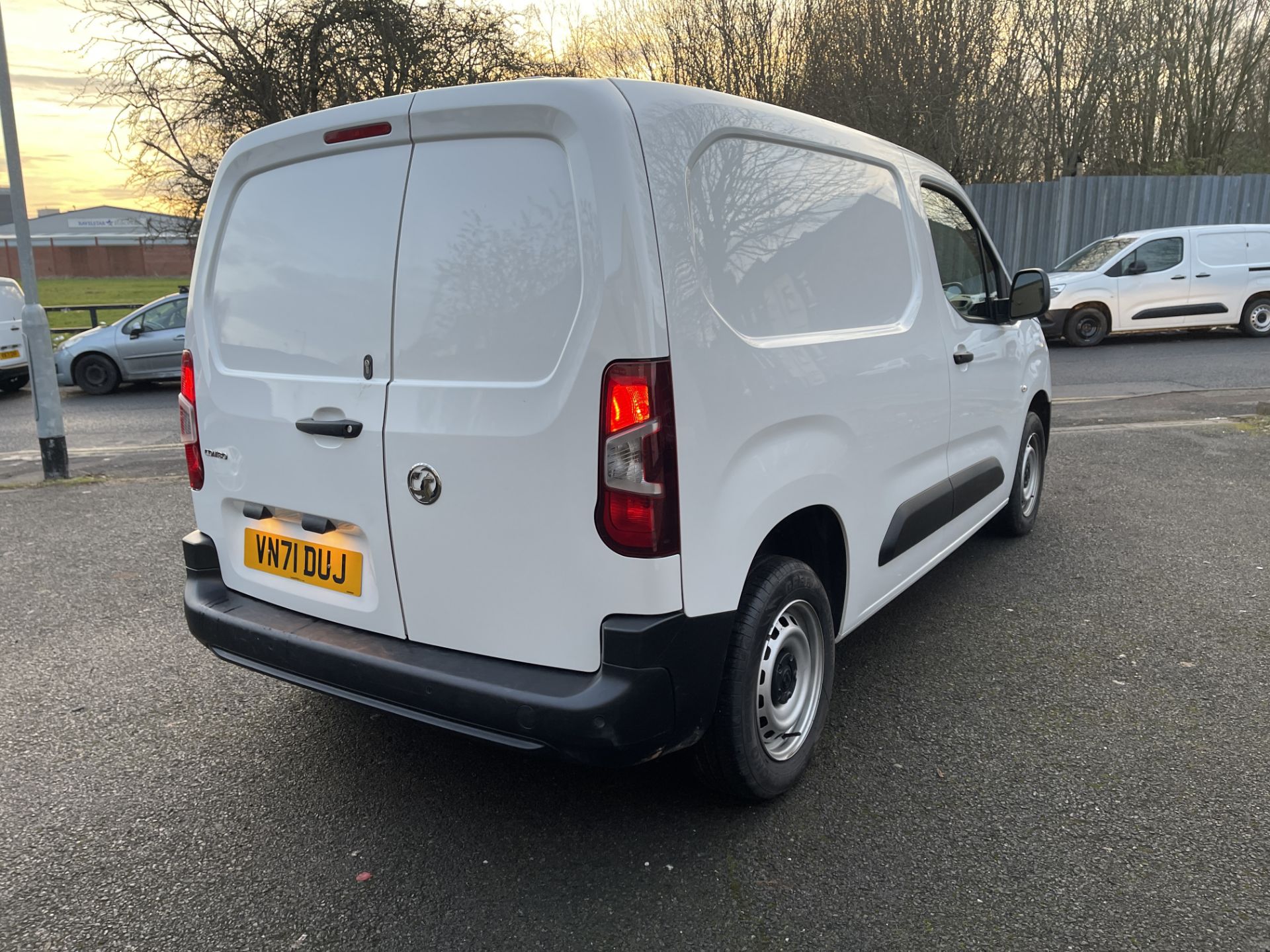 2021 - Vauxhall Combo Cargo 2000 L1 H1 Dynamic 1,499cc Turbo Diesel - Image 7 of 26