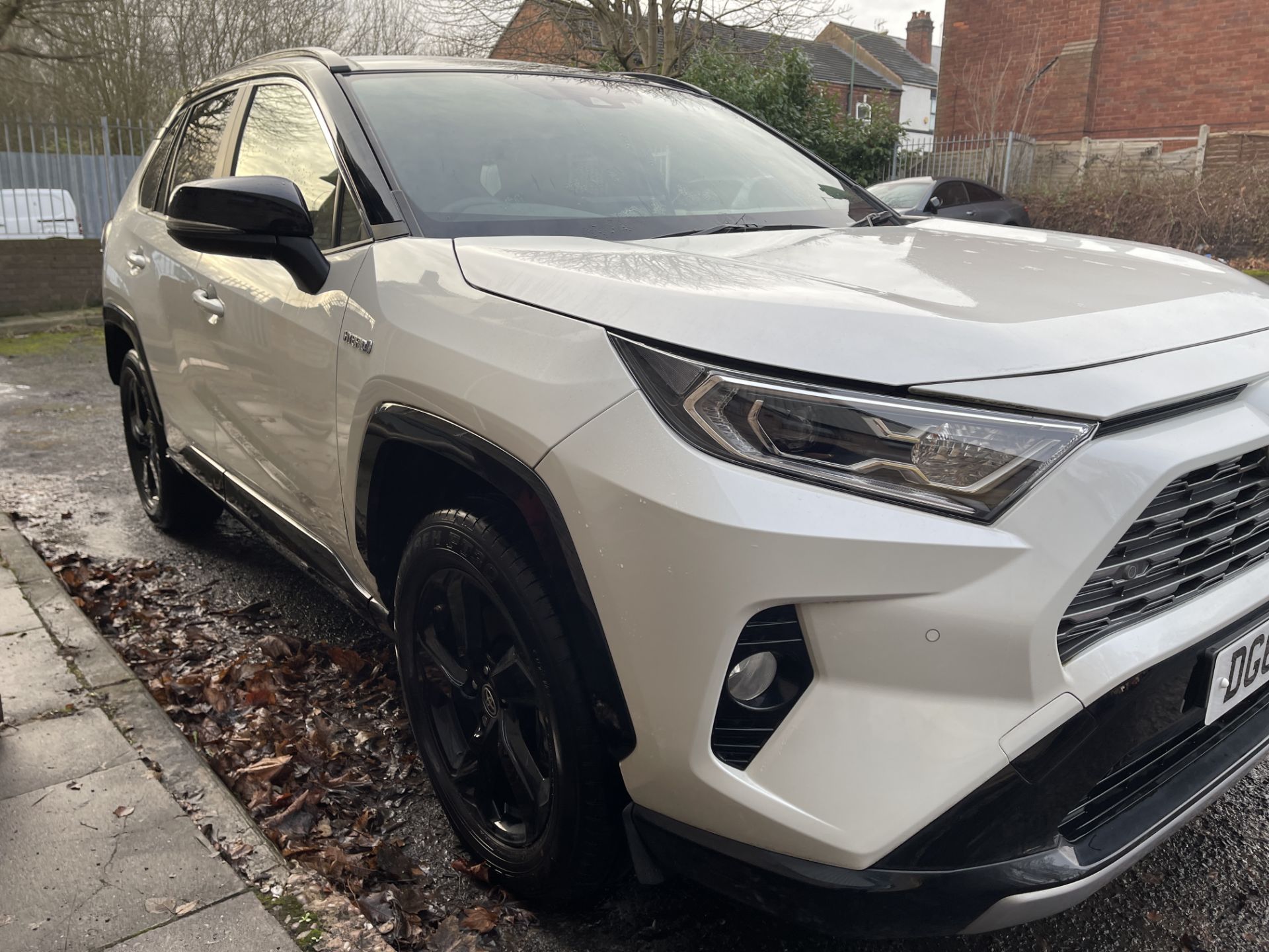 2019 - Toyota RAV 4 Dynamic HEV 4 x 2 CVT 2,487cc Petrol Hybrid Electric SUV, - Image 12 of 46