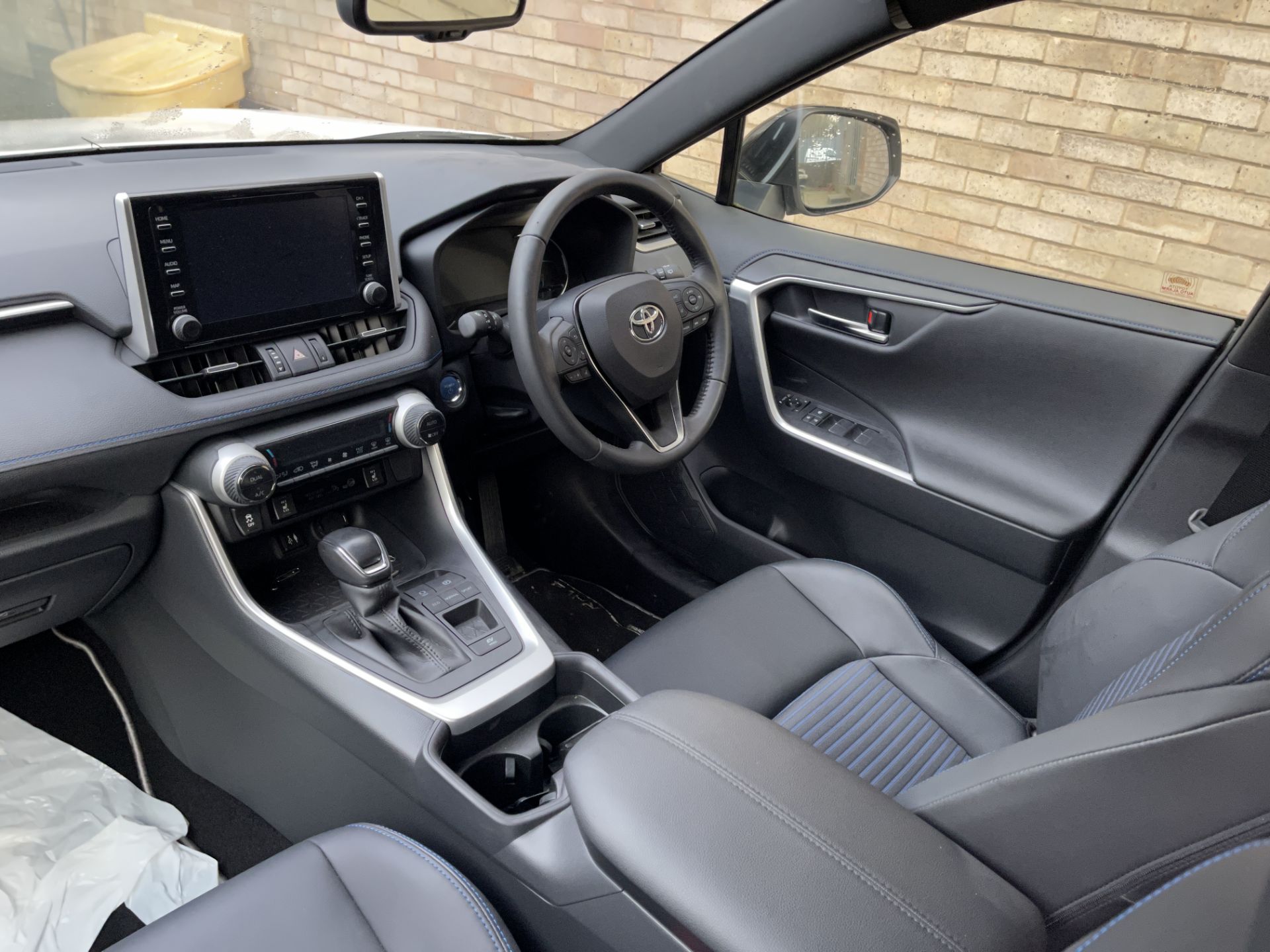 2019 - Toyota RAV 4 Dynamic HEV 4 x 2 CVT 2,487cc Petrol Hybrid Electric SUV, - Image 39 of 46