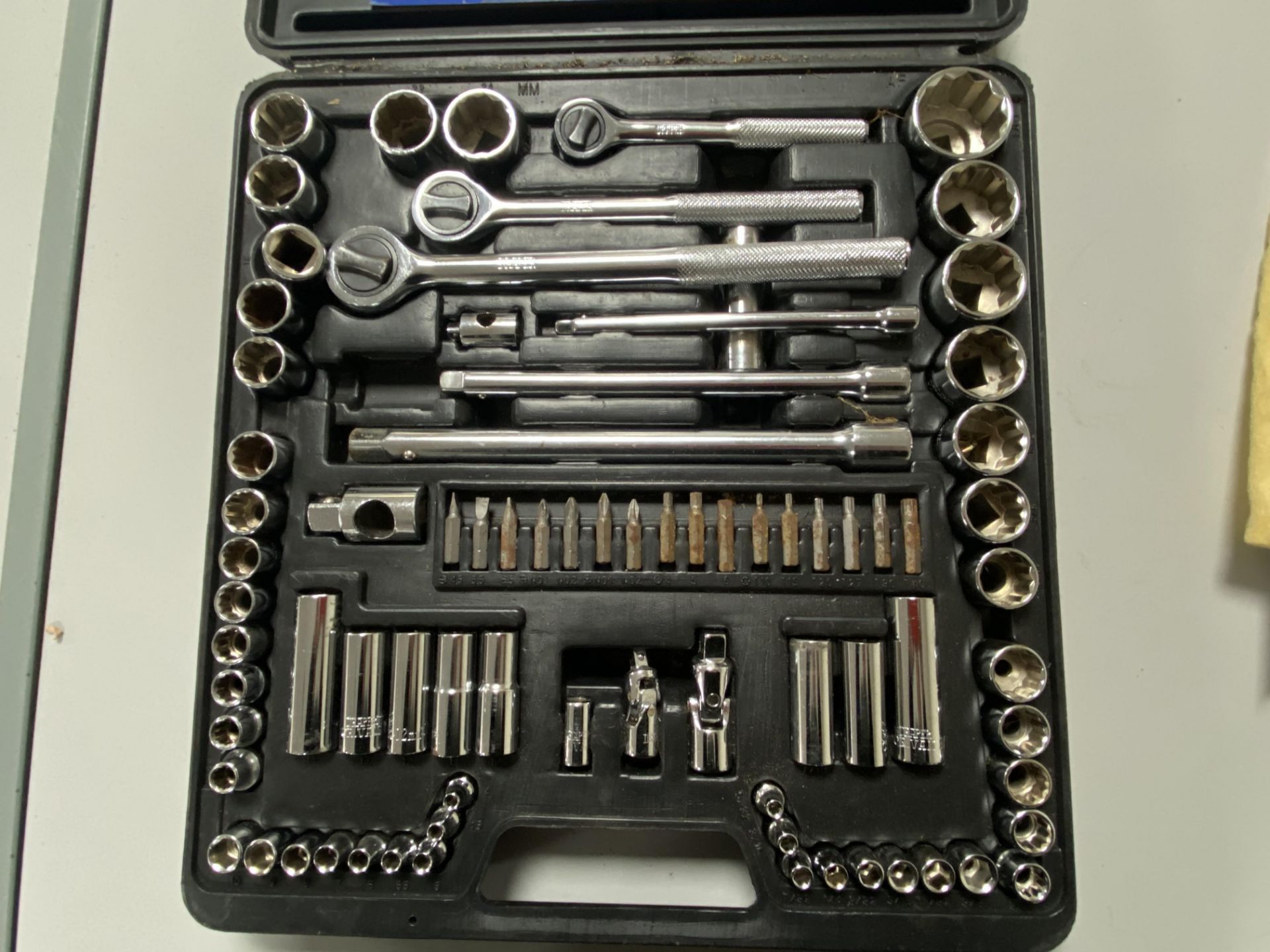 Draper Silverdrive Socket Set with Chrome Vanadium Steel Sockets in Carry Case, Part No. SD80AM - Image 2 of 4