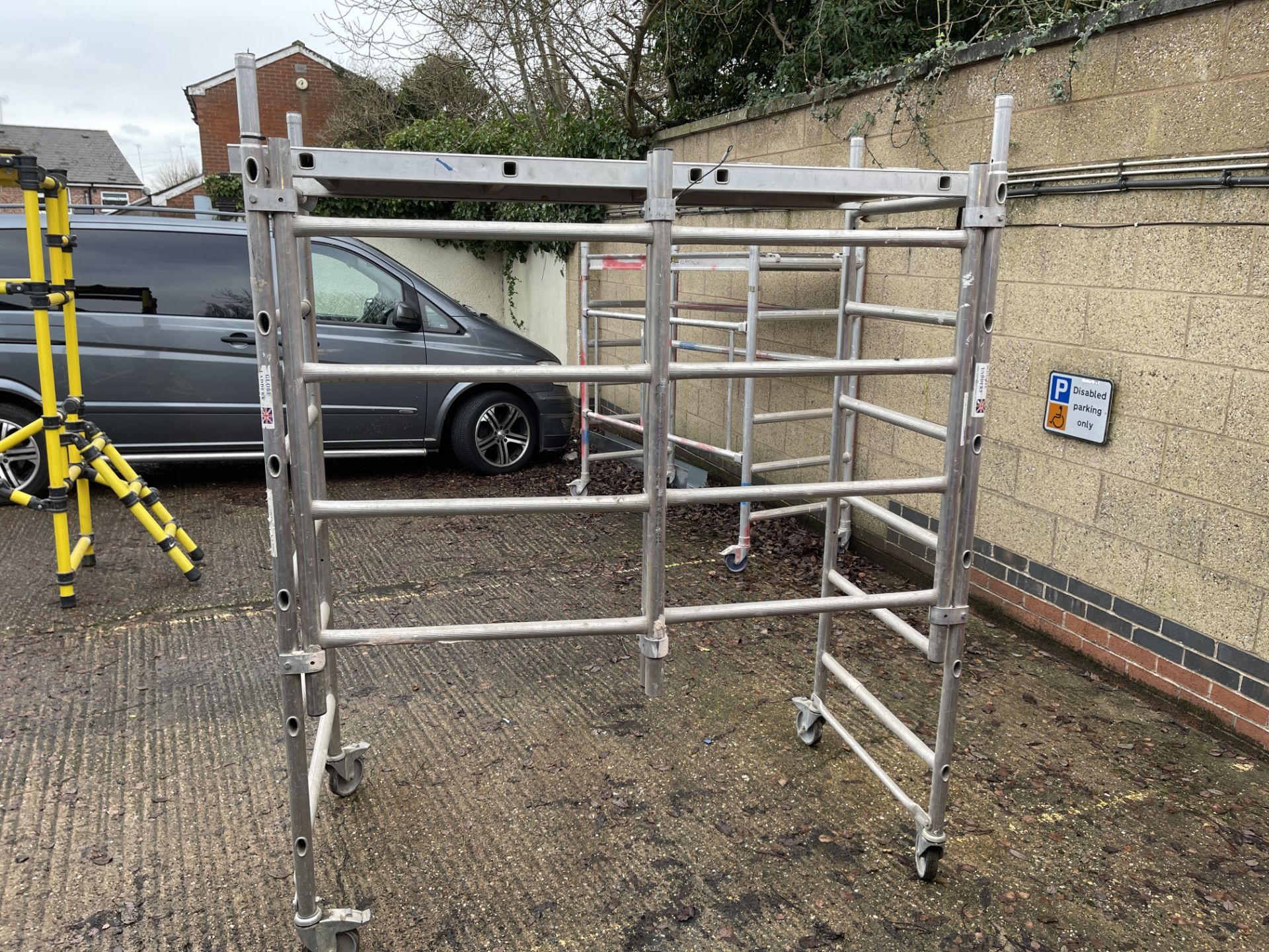 Make Unknown Folding Mobile 2 Man Scaffold Tower with Platform - Image 6 of 8