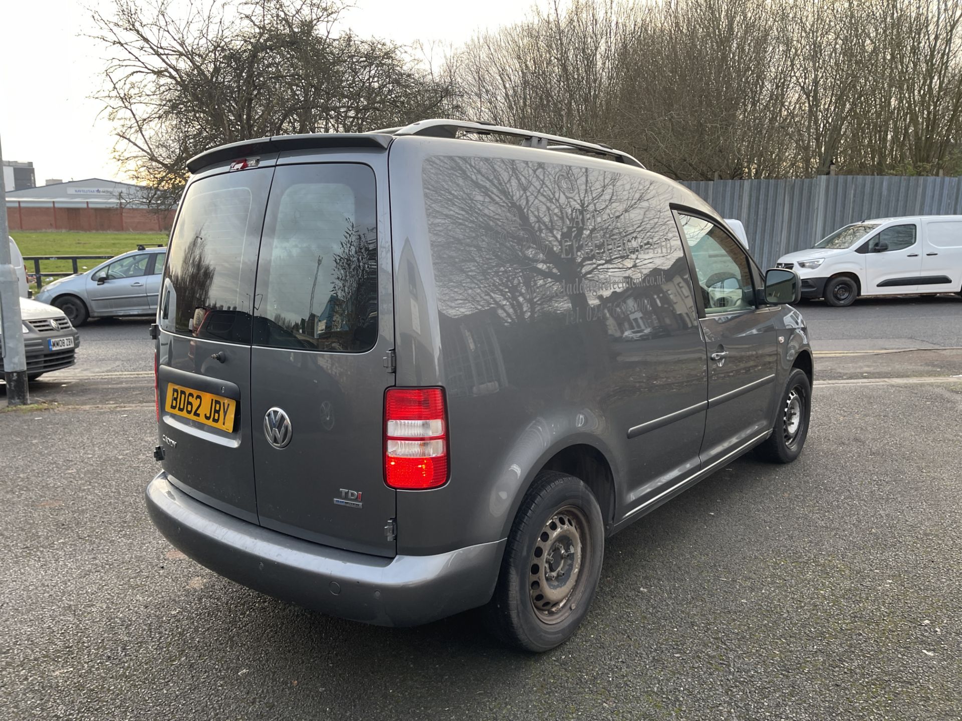 VW Caddy C20 Highline TDI Bluemotion Tech 102PS, 1,598cc 5 Speed Manual Diesel Panel Van, - Image 8 of 34