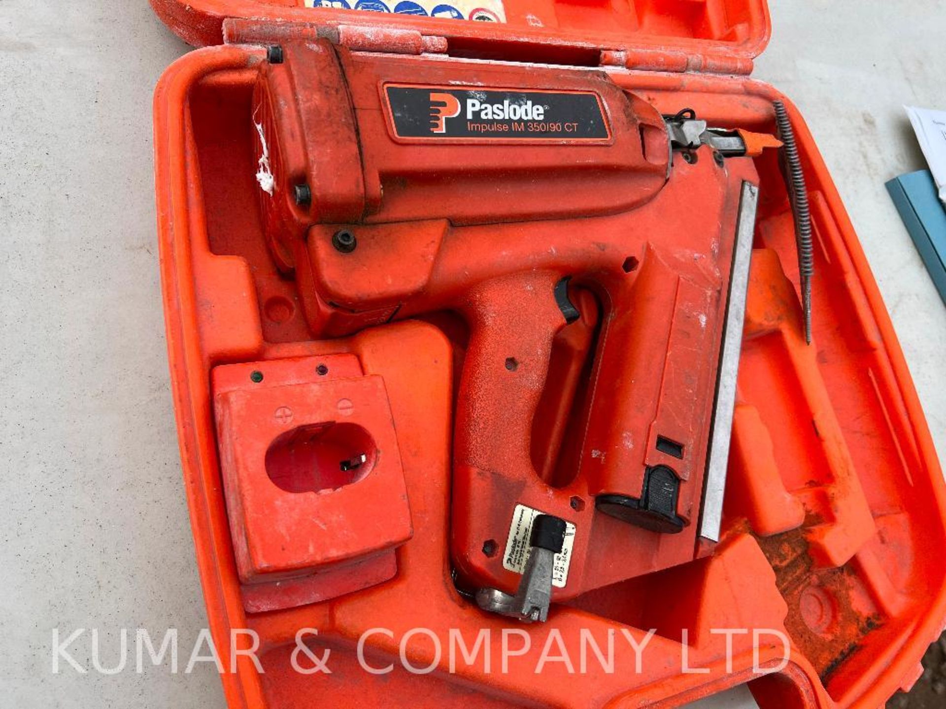 Paslode Impulse IM 350/90 CT Nail Gun in Box as Shown. Part No: 085000 PLEASE NOTE: THIS LOT IS LOCA - Image 6 of 7