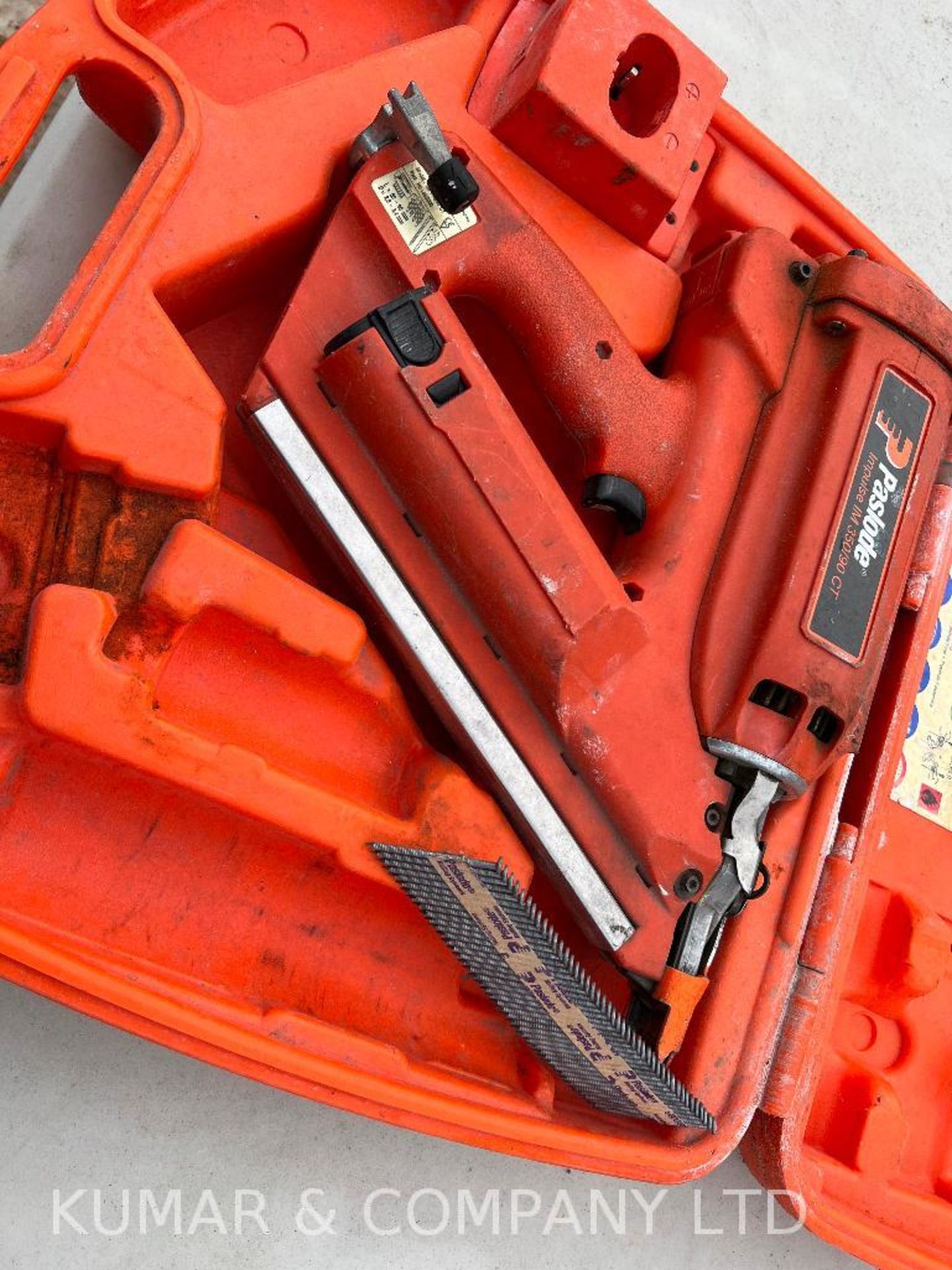 Paslode Impulse IM 350/90 CT Nail Gun in Box as Shown. Part No: 085000 PLEASE NOTE: THIS LOT IS LOCA - Image 4 of 7