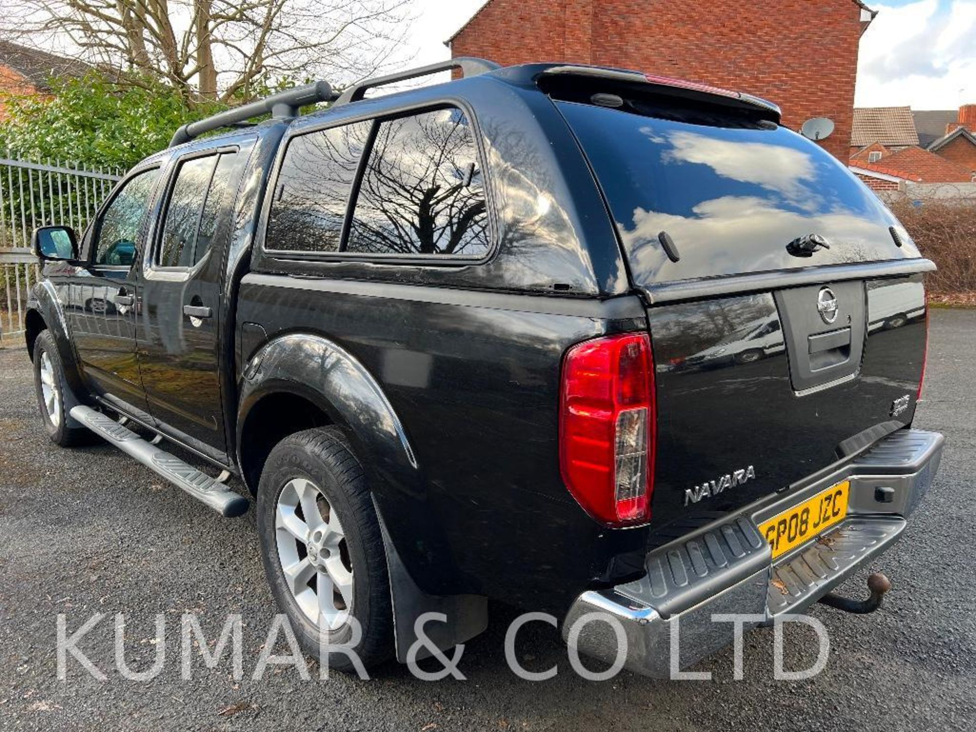 2008/08 Nissan Navara Long Way Down 2.5 DCI 5 Speed Auto Pick-Up Truck - Image 11 of 44